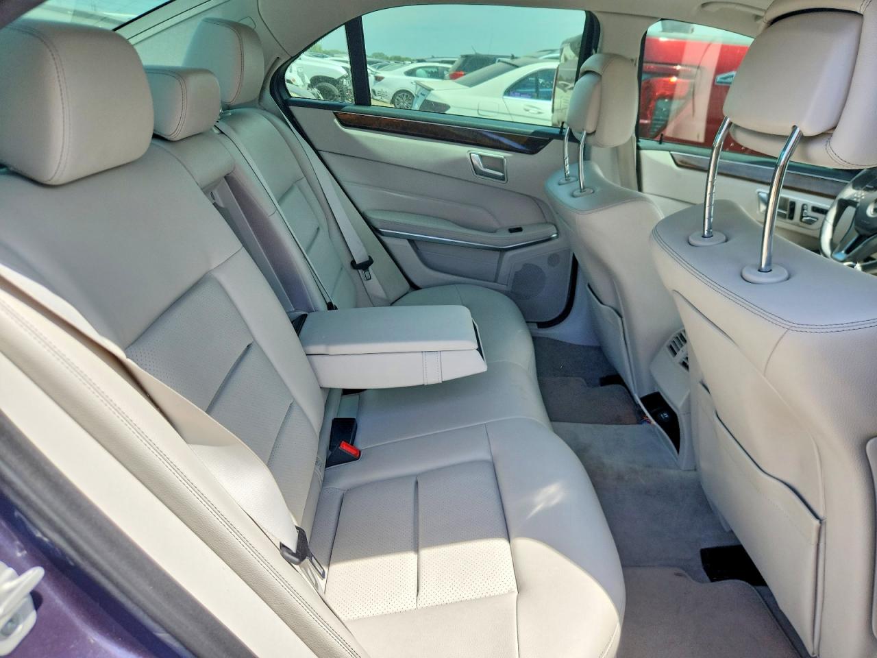 2015 Mercedes-benz E 350 Blue vin: WDDHF5KB2FB133309