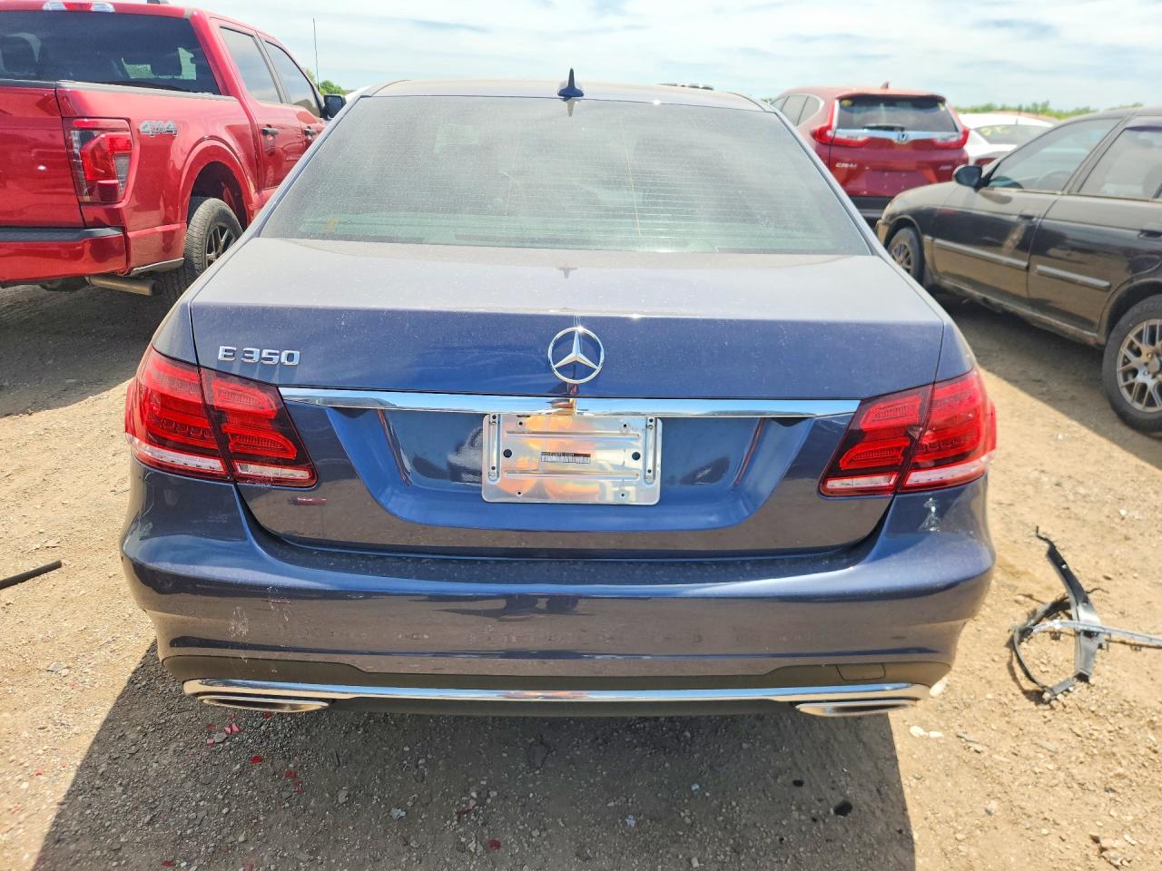 2015 Mercedes-benz E 350 Blue vin: WDDHF5KB2FB133309