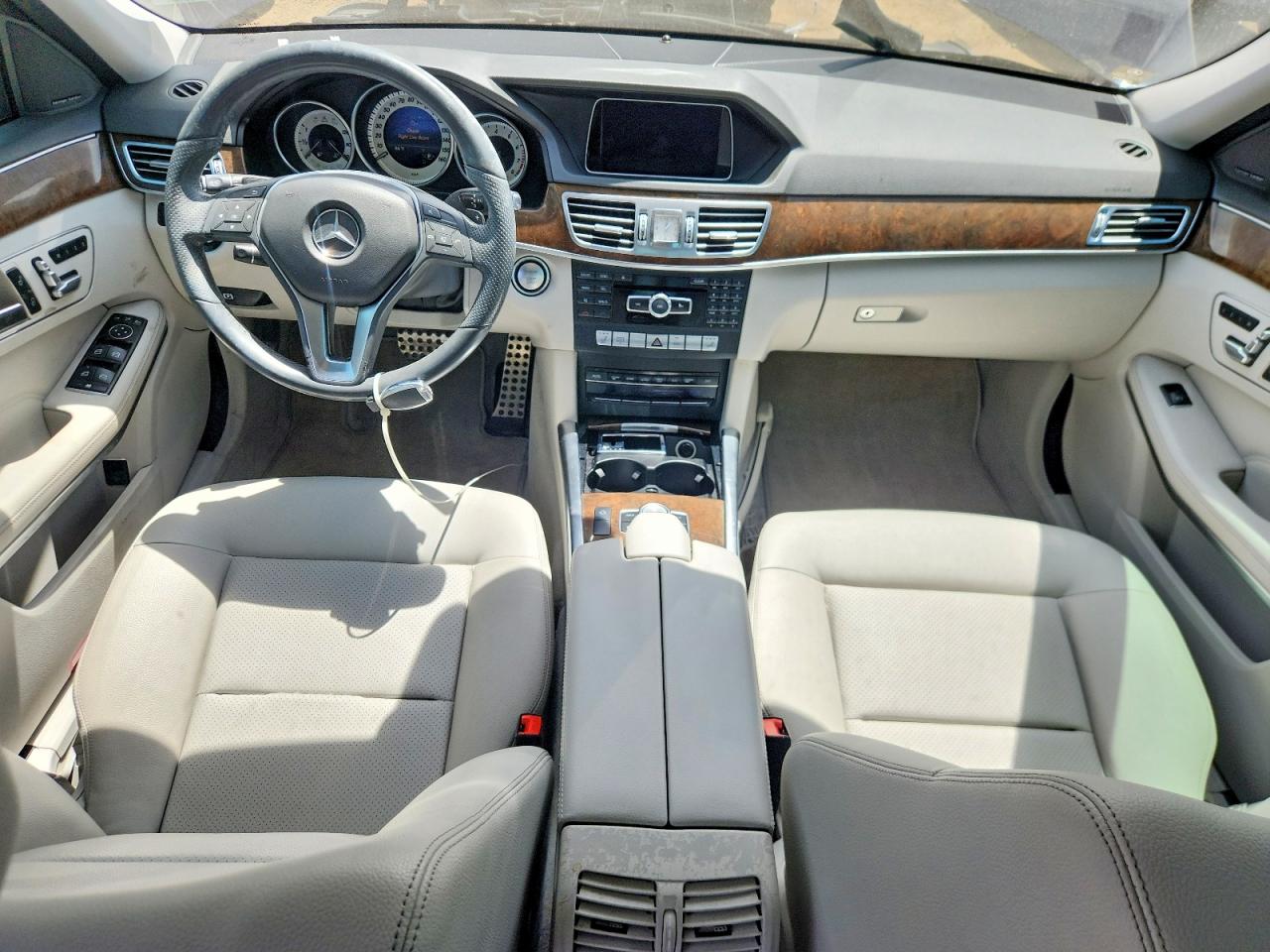 2015 Mercedes-benz E 350 Blue vin: WDDHF5KB2FB133309