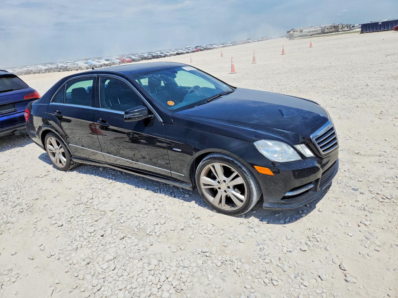 2012 Mercedes-benz E Black vin: WDDHF5KB3CA567207