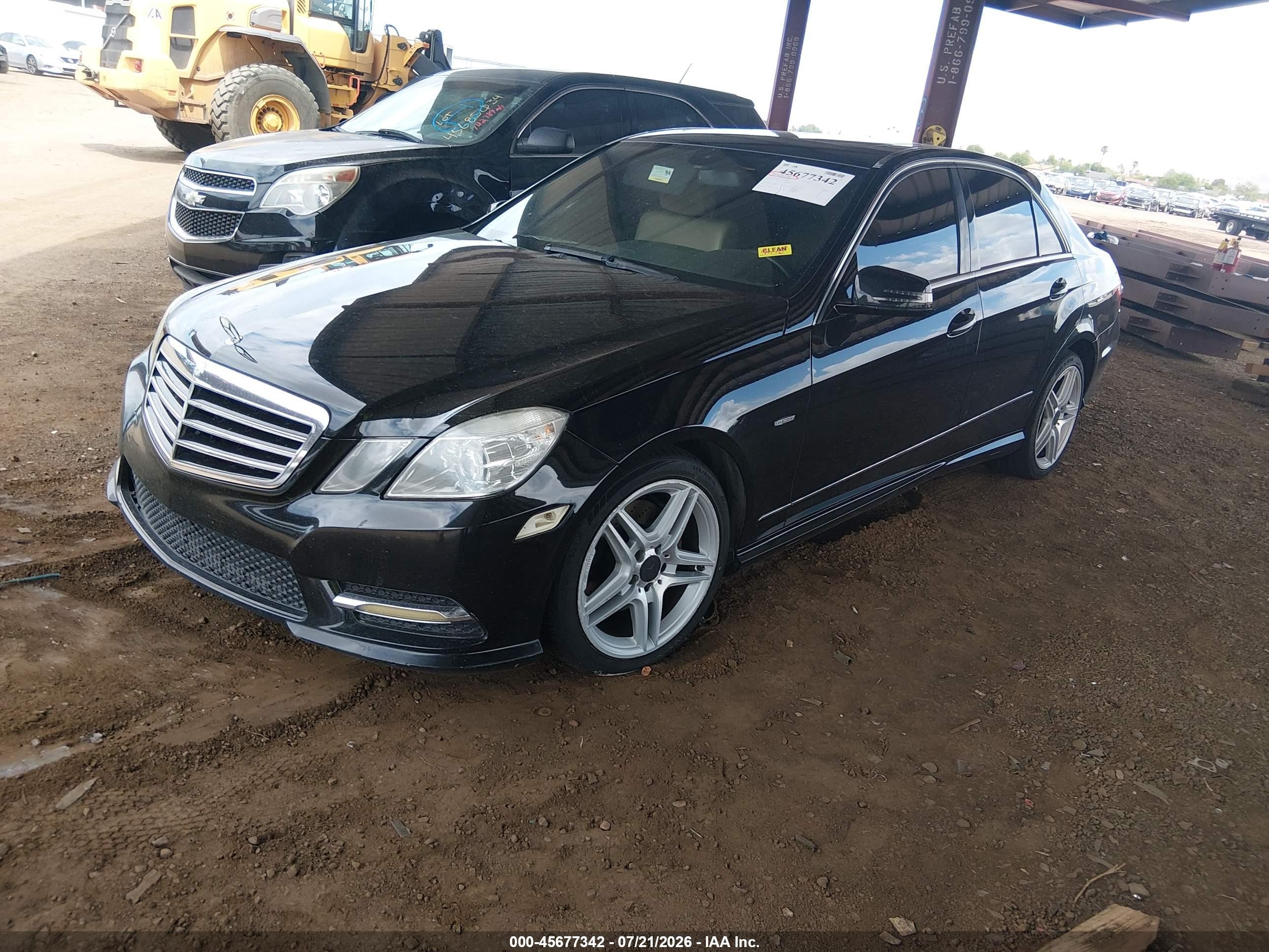 2012 Mercedes-benz E 350   Черный vin: WDDHF5KB3CA585982