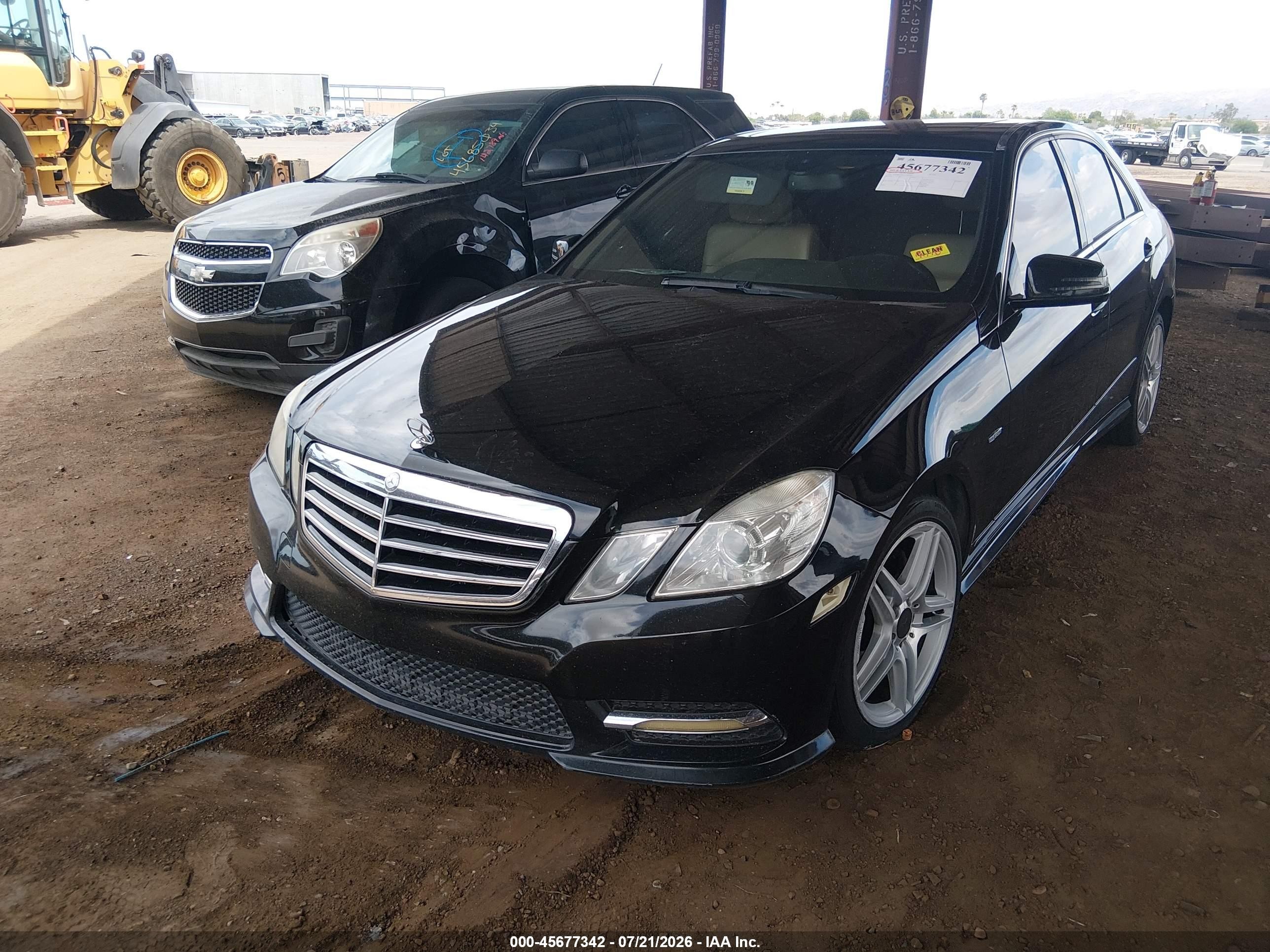 2012 Mercedes-benz E 350   Черный vin: WDDHF5KB3CA585982