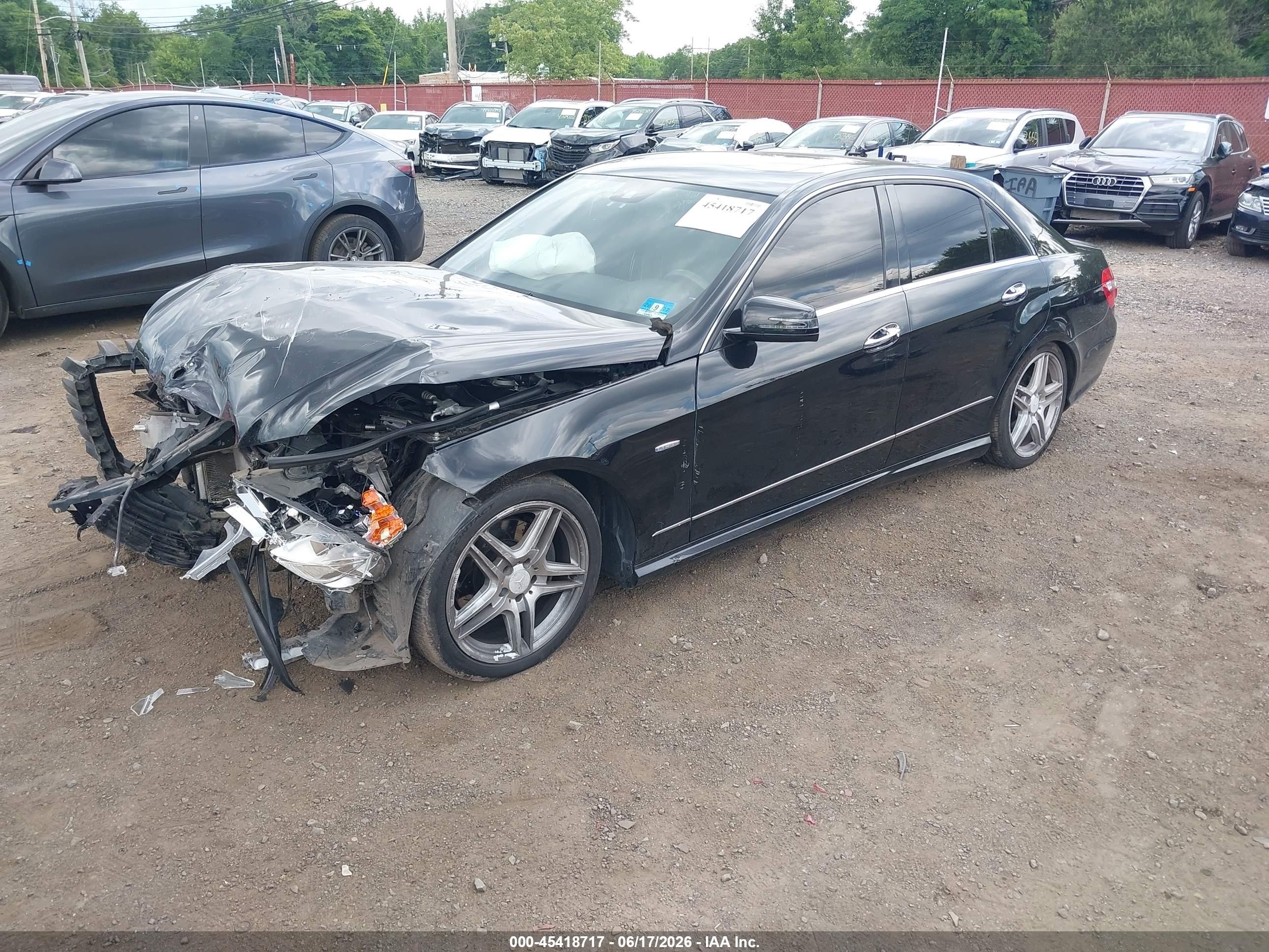 2012 Mercedes-benz E 350   Black vin: WDDHF5KB3CA638793