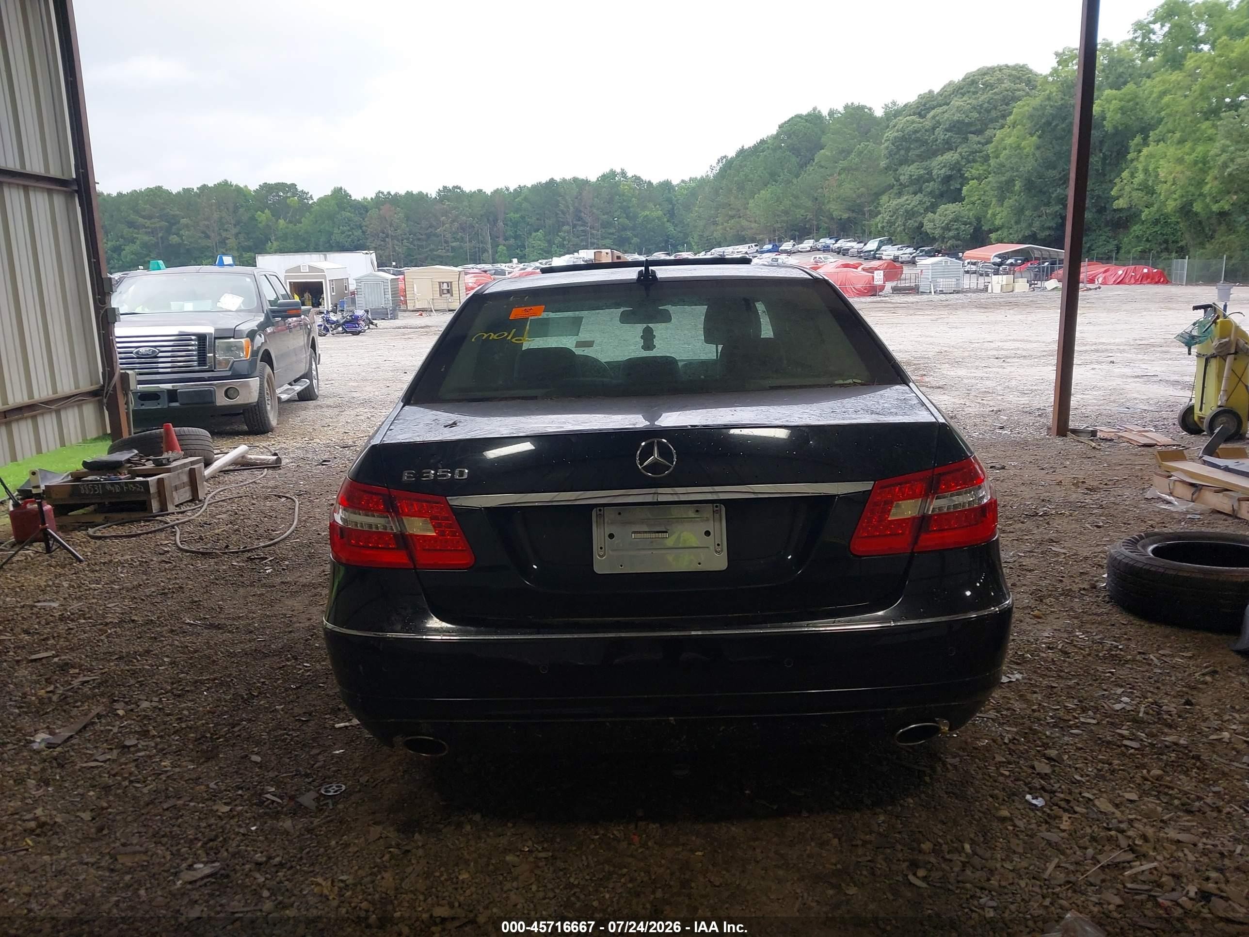 2012 Mercedes-benz E 350   Black vin: WDDHF5KB3CA646411