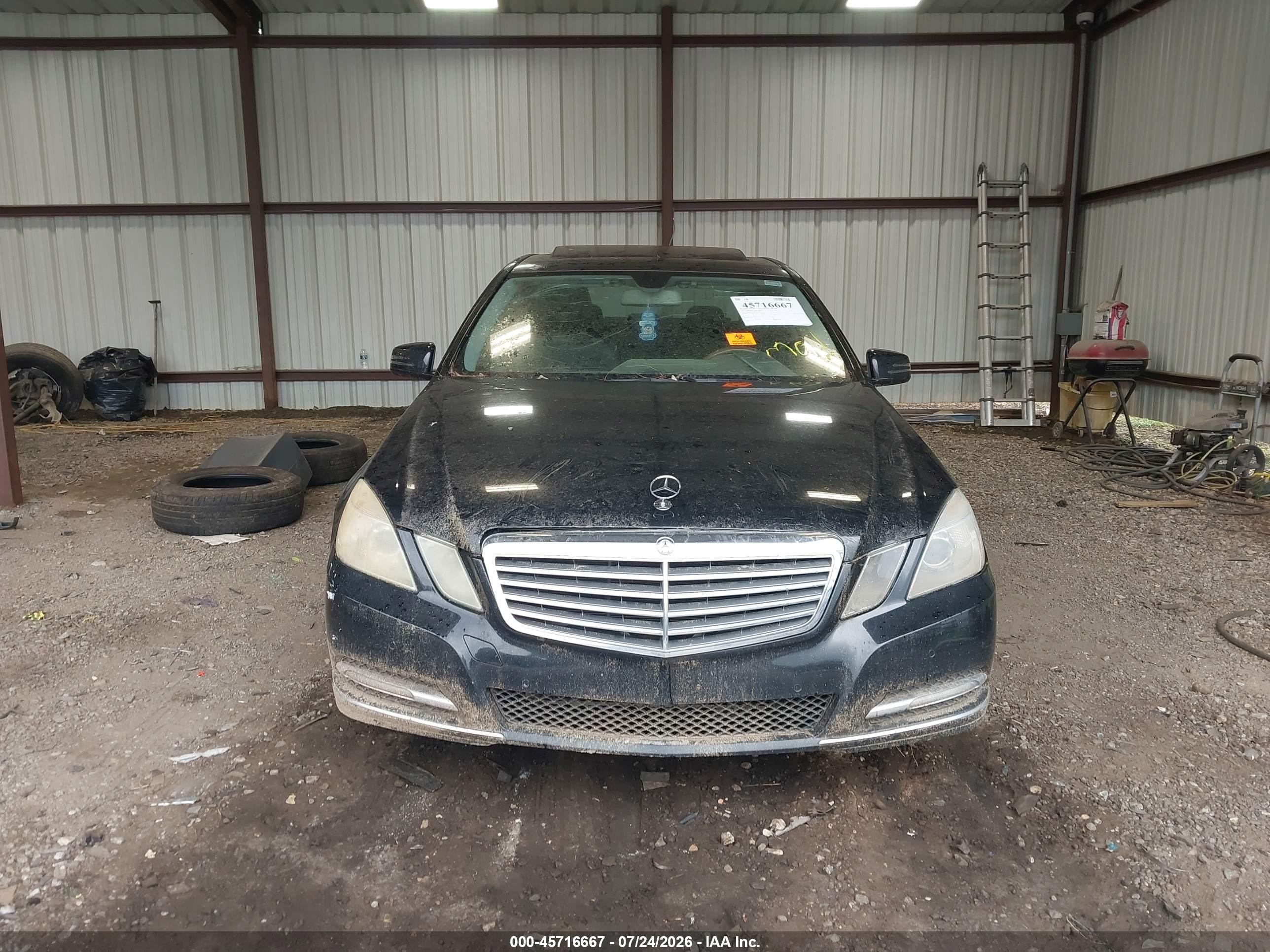 2012 Mercedes-benz E 350   Black vin: WDDHF5KB3CA646411