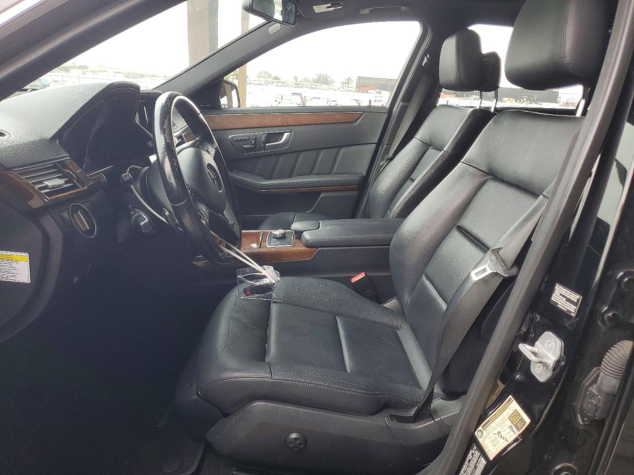 2013 Mercedes-benz E 350 Black vin: WDDHF5KB3DA660987