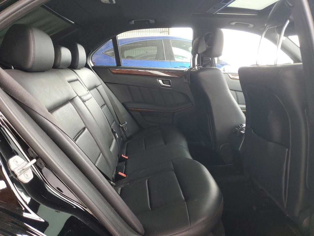 2013 Mercedes-benz E 350 Black vin: WDDHF5KB3DA660987
