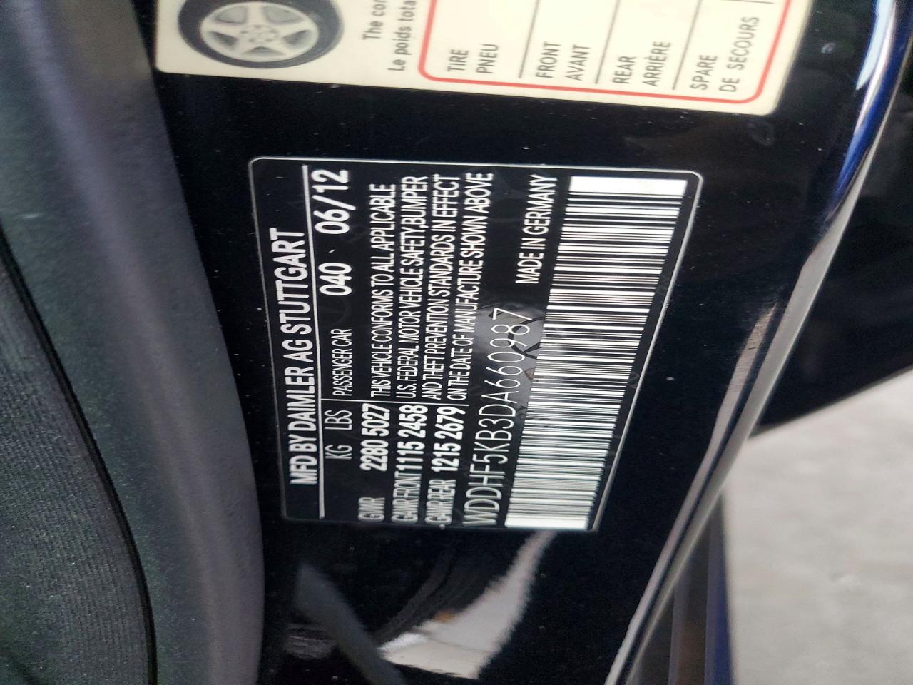2013 Mercedes-benz E 350 Black vin: WDDHF5KB3DA660987