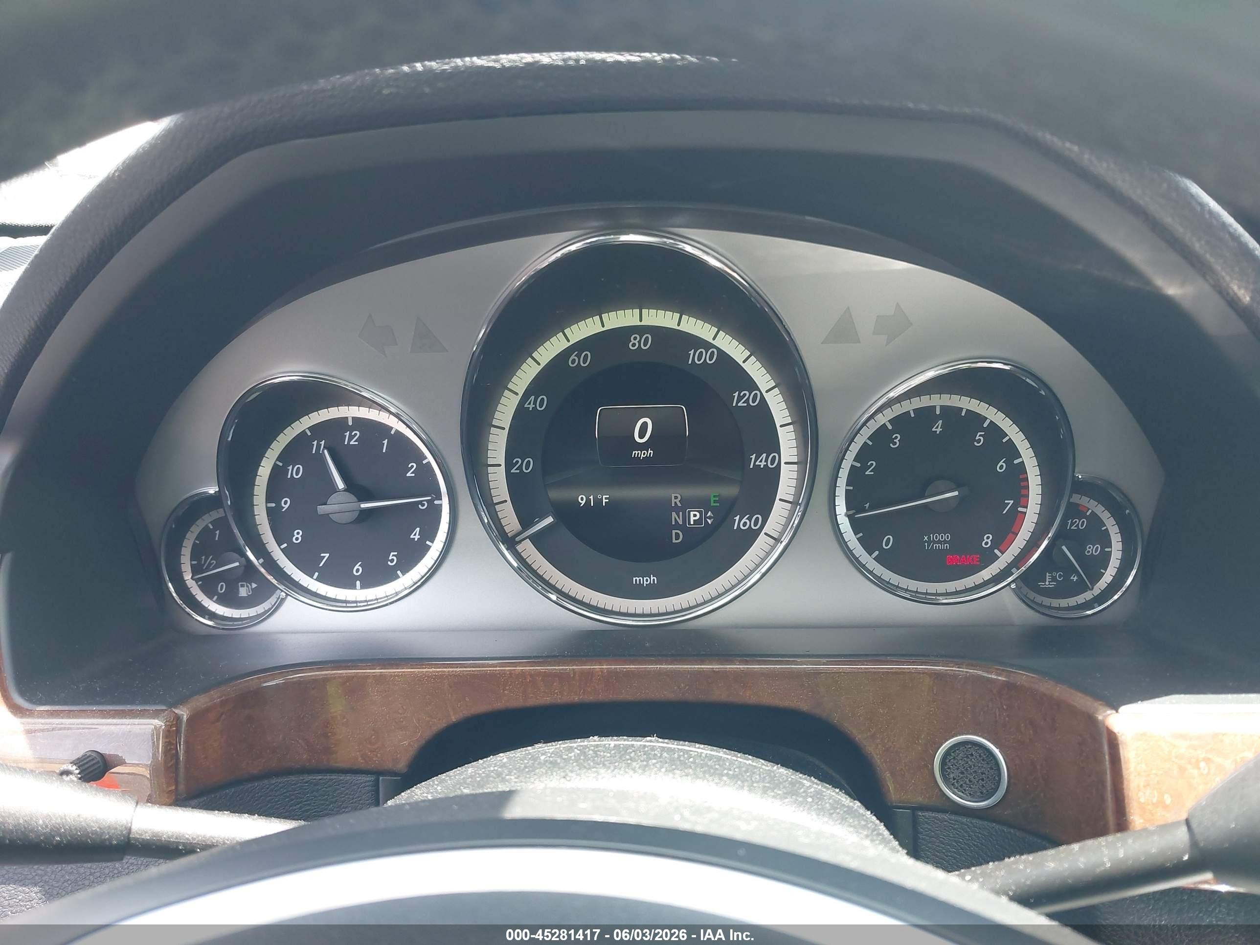 2013 Mercedes-benz E 350   Silver vin: WDDHF5KB3DA676526