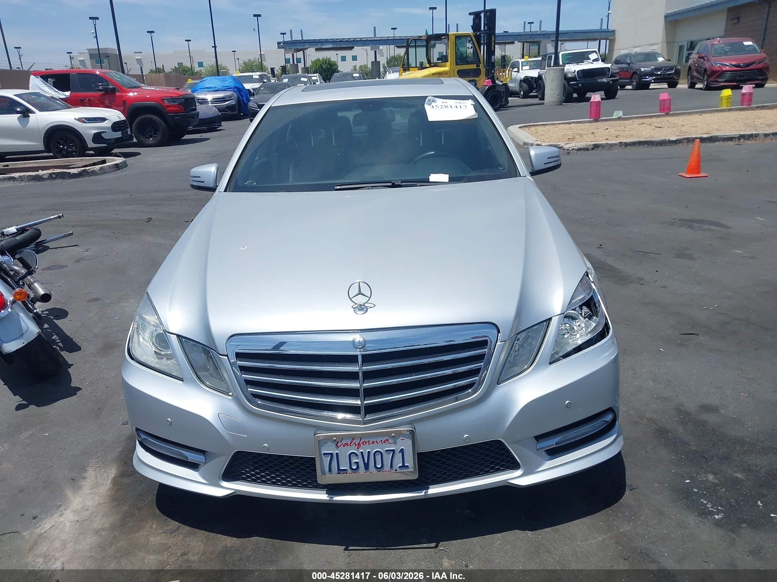 2013 Mercedes-benz E 350   Silver vin: WDDHF5KB3DA676526