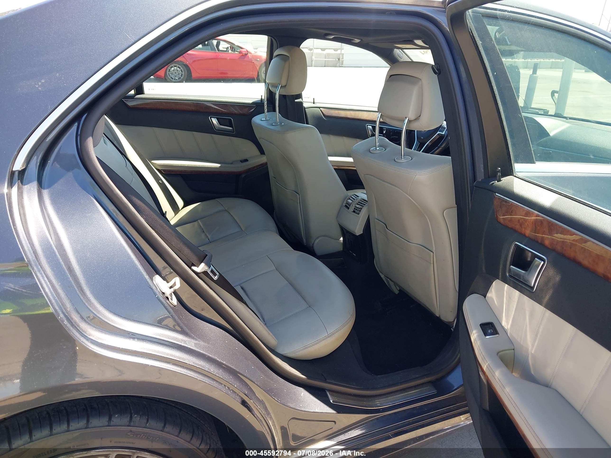 2013 Mercedes-benz E 350   Gray vin: WDDHF5KB3DA693133