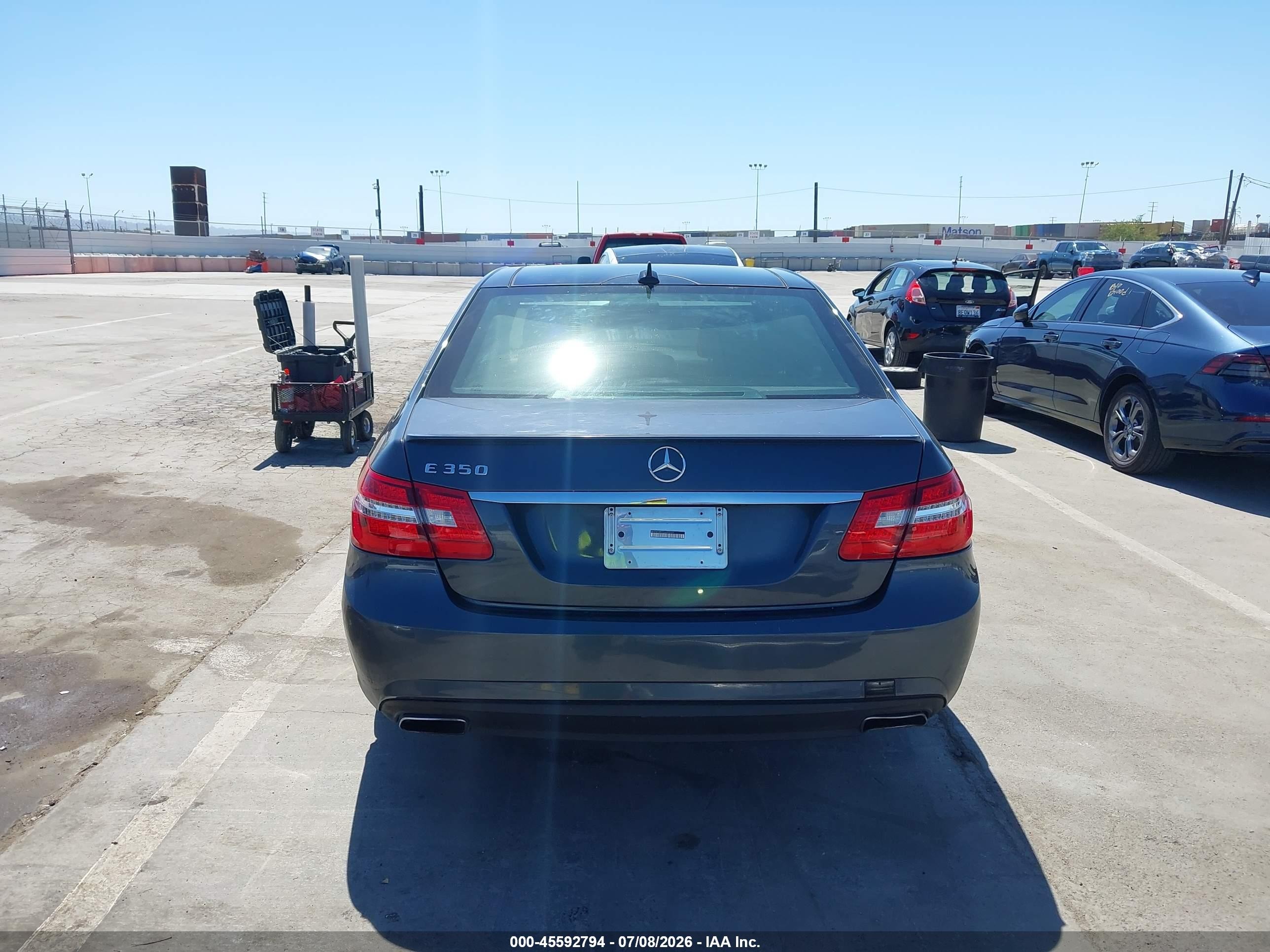 2013 Mercedes-benz E 350   Gray vin: WDDHF5KB3DA693133