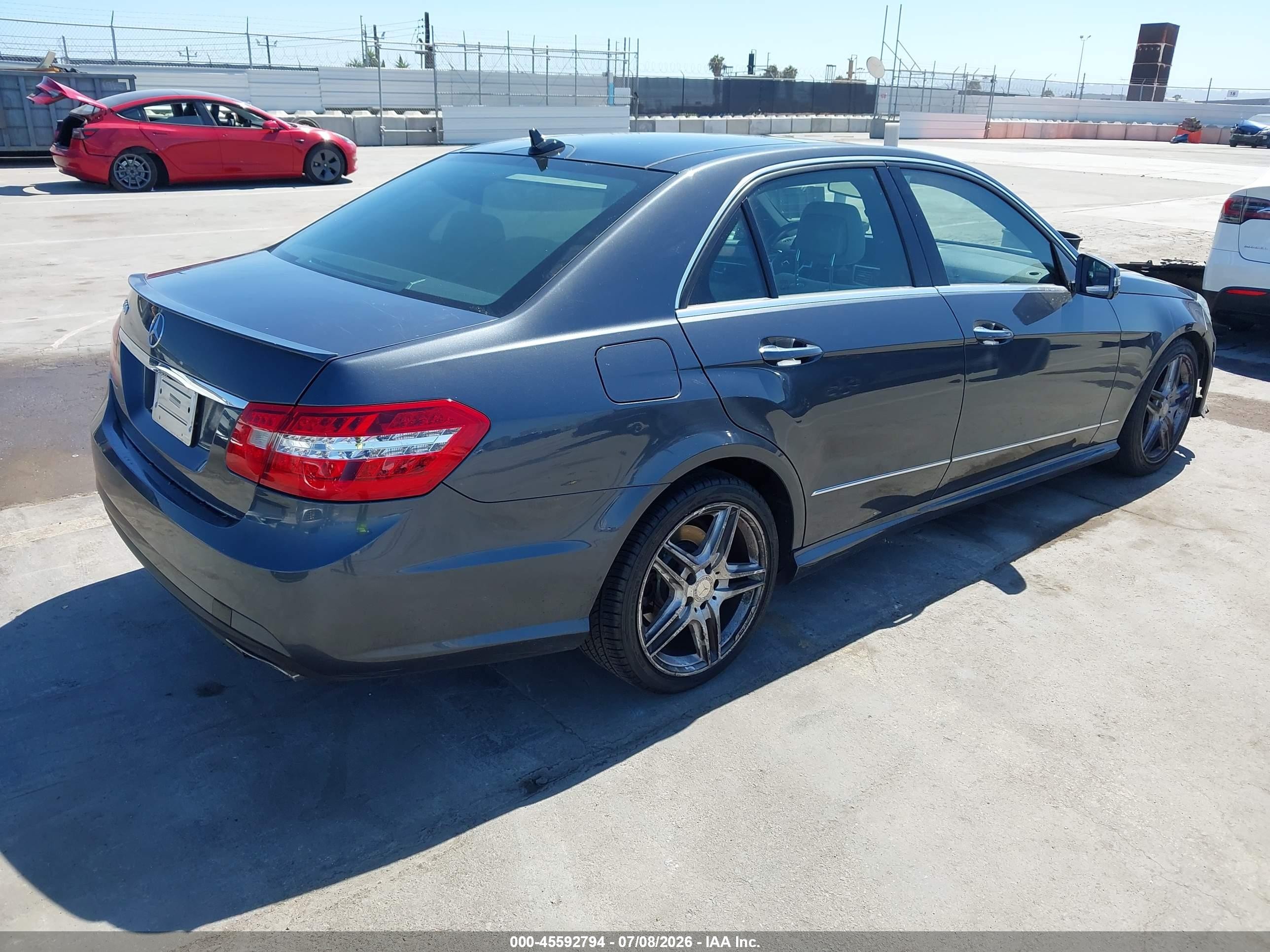 2013 Mercedes-benz E 350   Gray vin: WDDHF5KB3DA693133