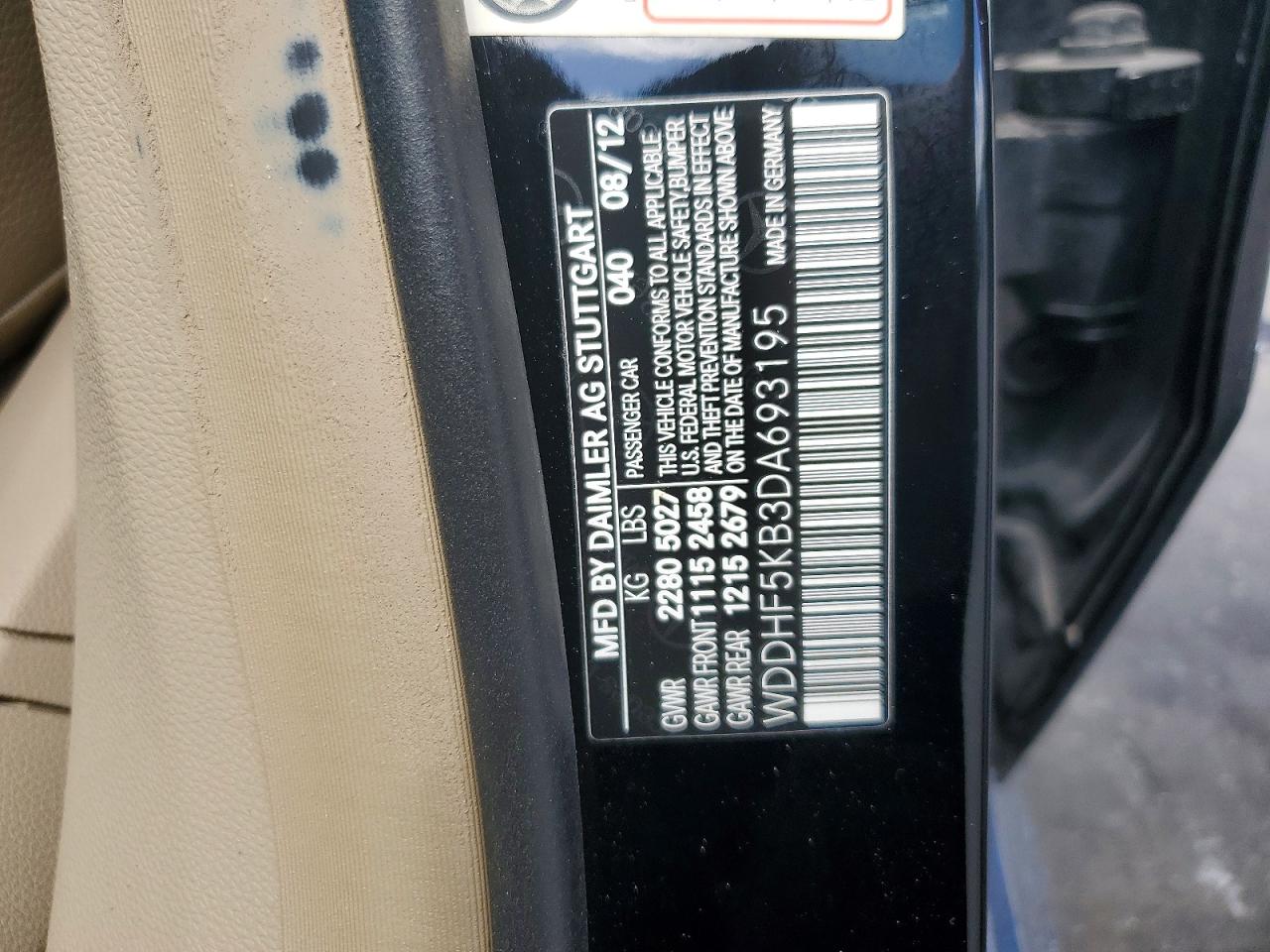 2013 Mercedes-benz E 350 Black vin: WDDHF5KB3DA693195