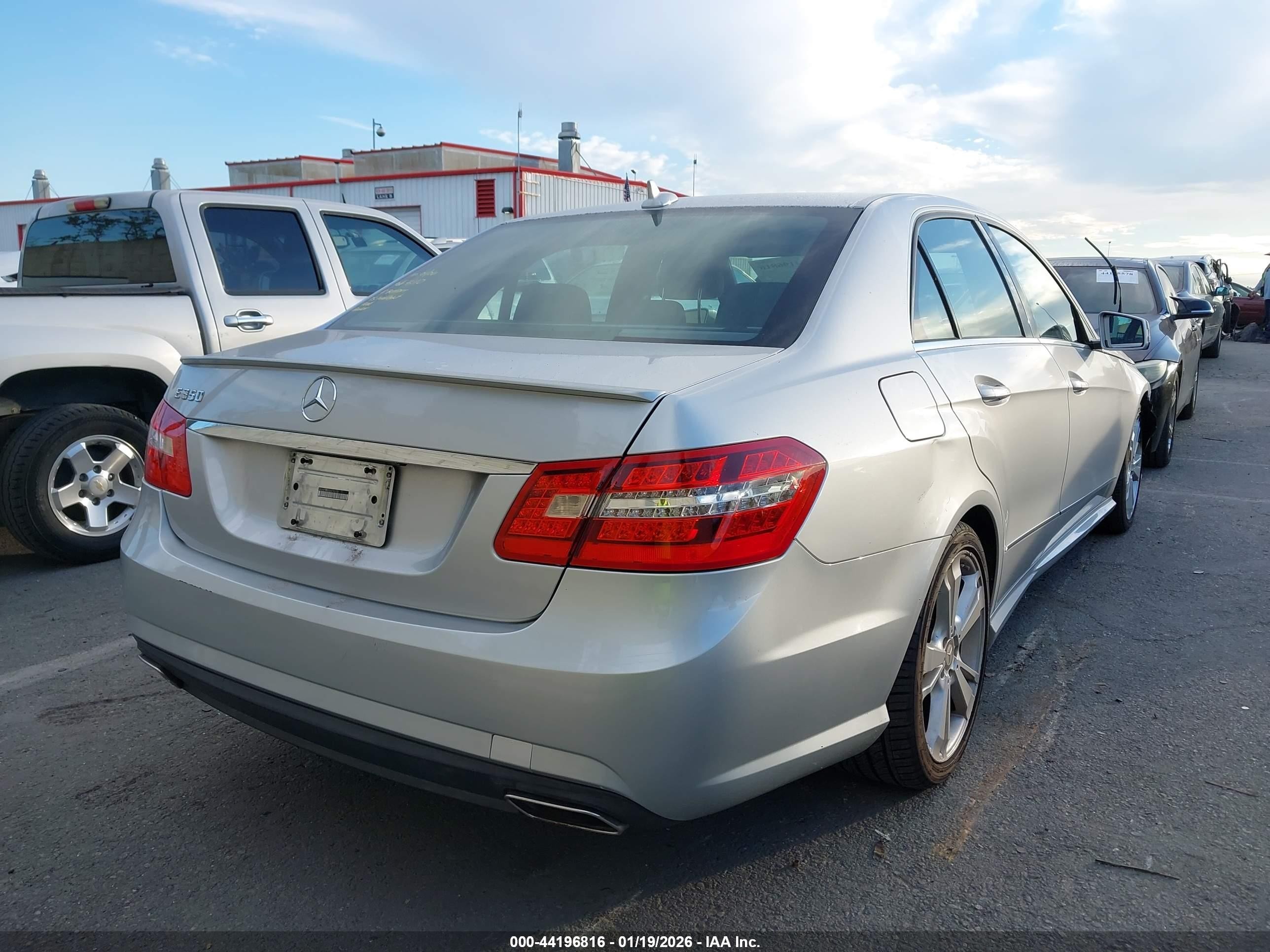 2013 Mercedes-benz E 350 Silver vin: WDDHF5KB3DA723120