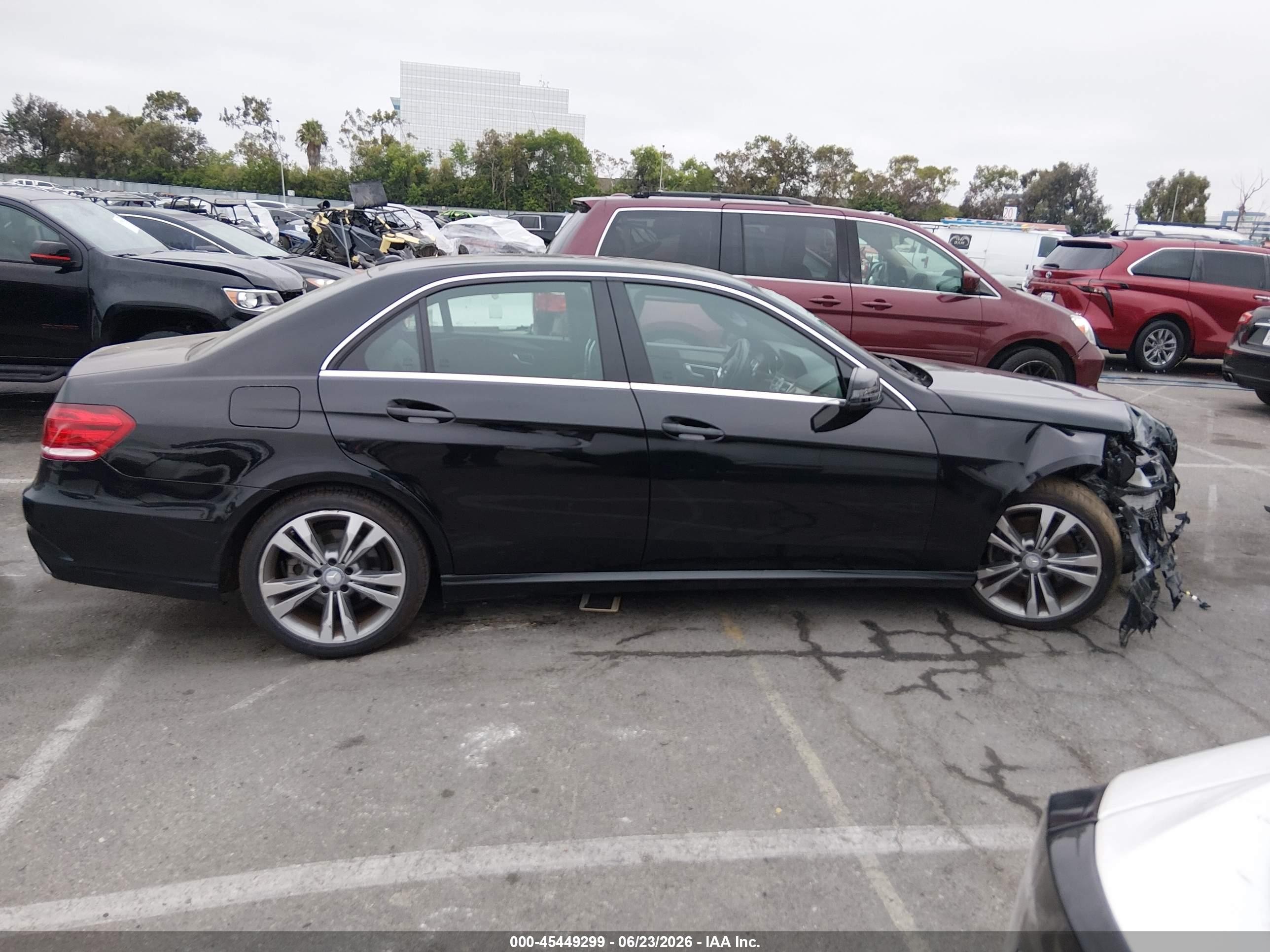 2014 Mercedes-benz E 350   Black vin: WDDHF5KB3EA784730