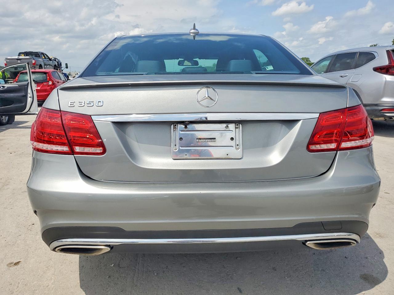 2014 Mercedes-benz E 350 Gray vin: WDDHF5KB3EA807374