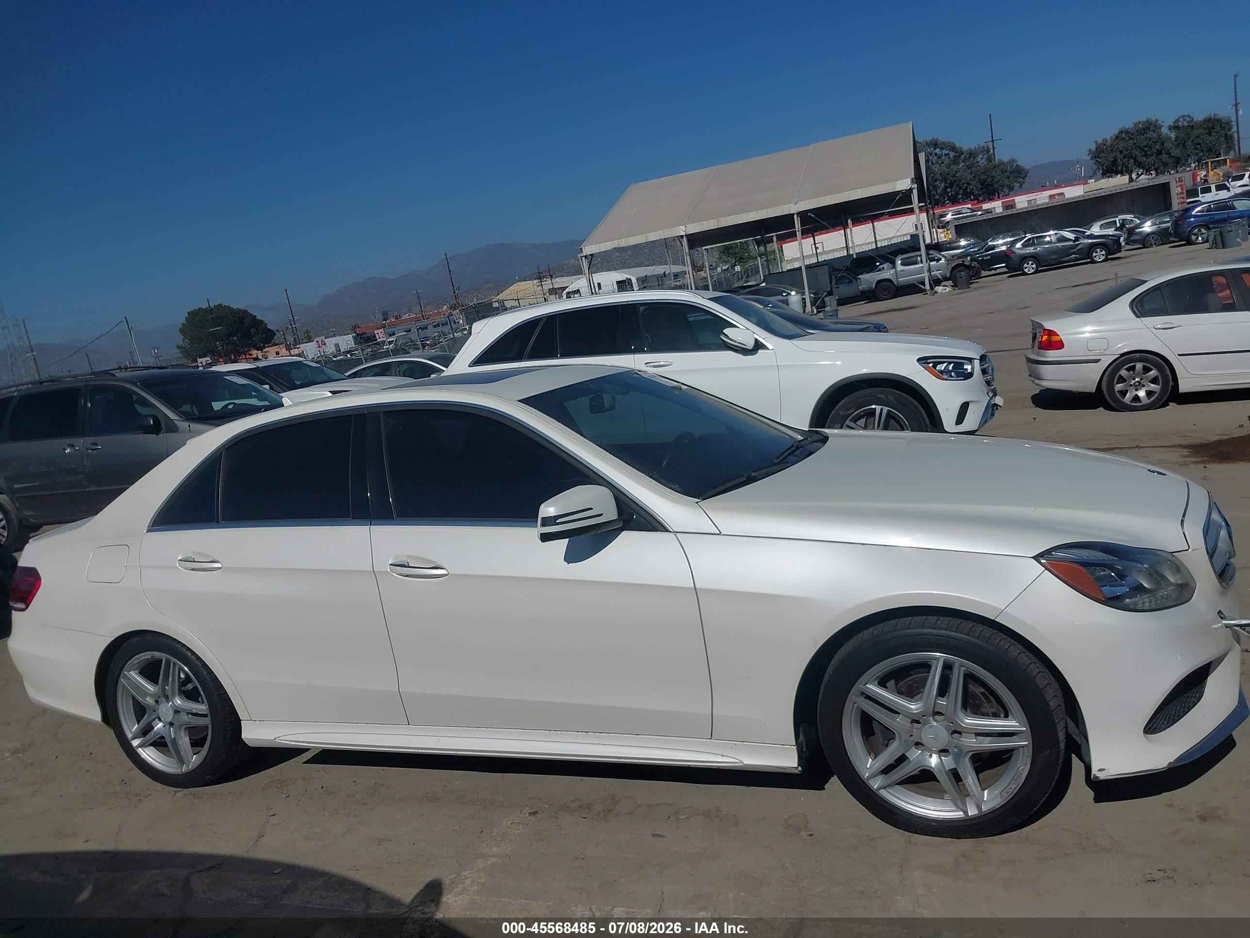 2014 Mercedes-benz E 350   Белый vin: WDDHF5KB3EA869471