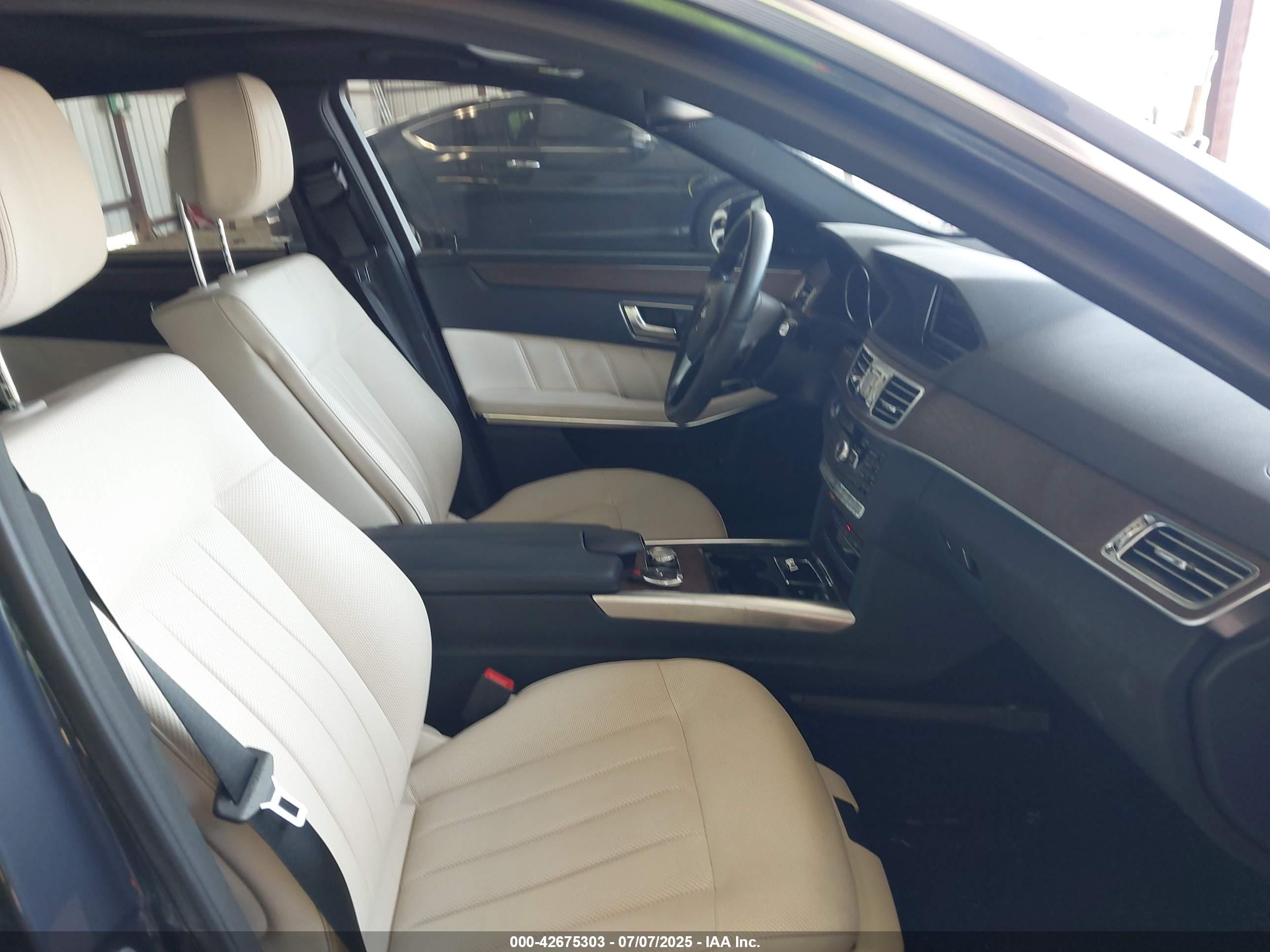 2014 Mercedes-benz E 350   Gray vin: WDDHF5KB3EA875612