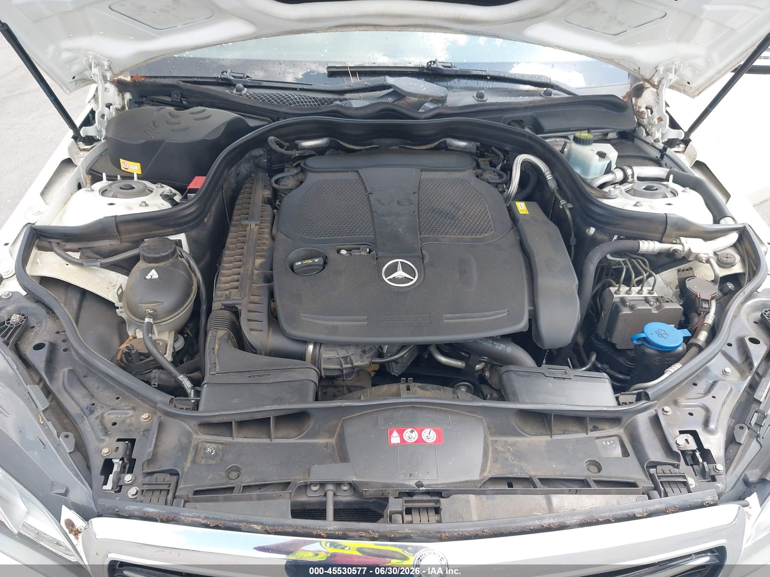 2014 Mercedes-benz E 350   White vin: WDDHF5KB3EA876629