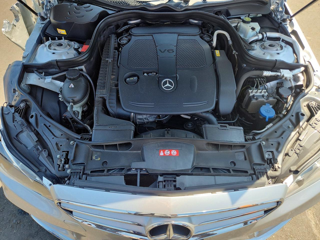 2014 Mercedes-benz E 350 Silver vin: WDDHF5KB3EA991988