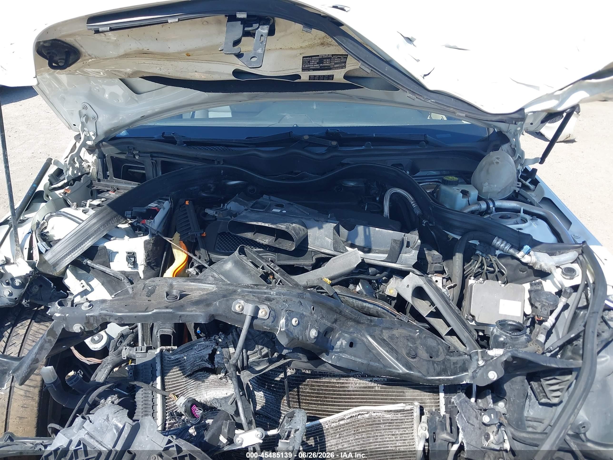 2014 Mercedes-benz E 350   Белый vin: WDDHF5KB3EB024369