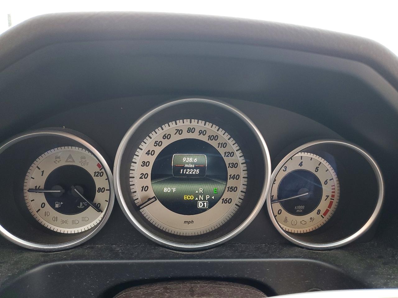 2014 Mercedes-benz E 350 White vin: WDDHF5KB3EB045786