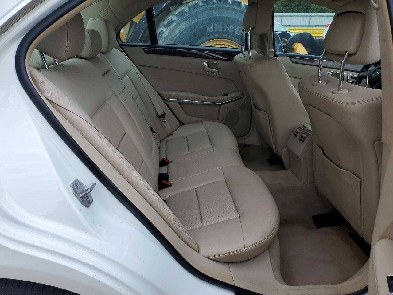2014 Mercedes-benz E 350 White vin: WDDHF5KB3EB045786