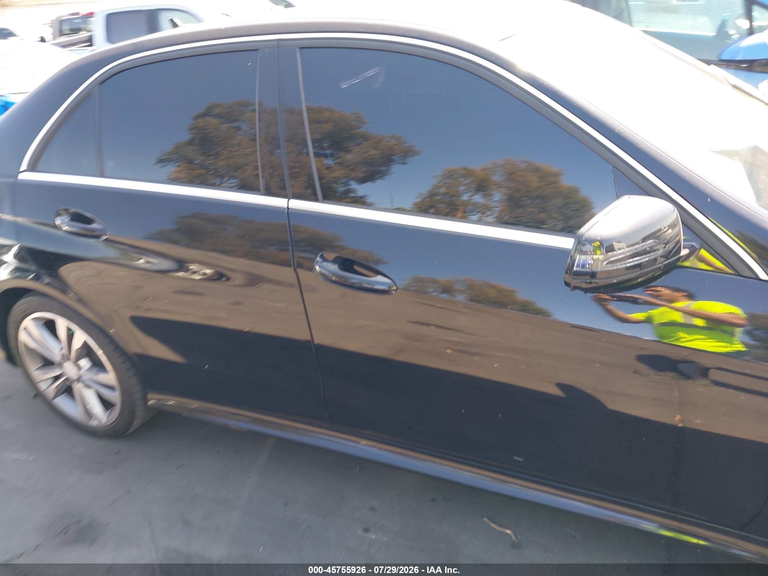 2014 Mercedes-benz E 350 Black vin: WDDHF5KB3EB046825
