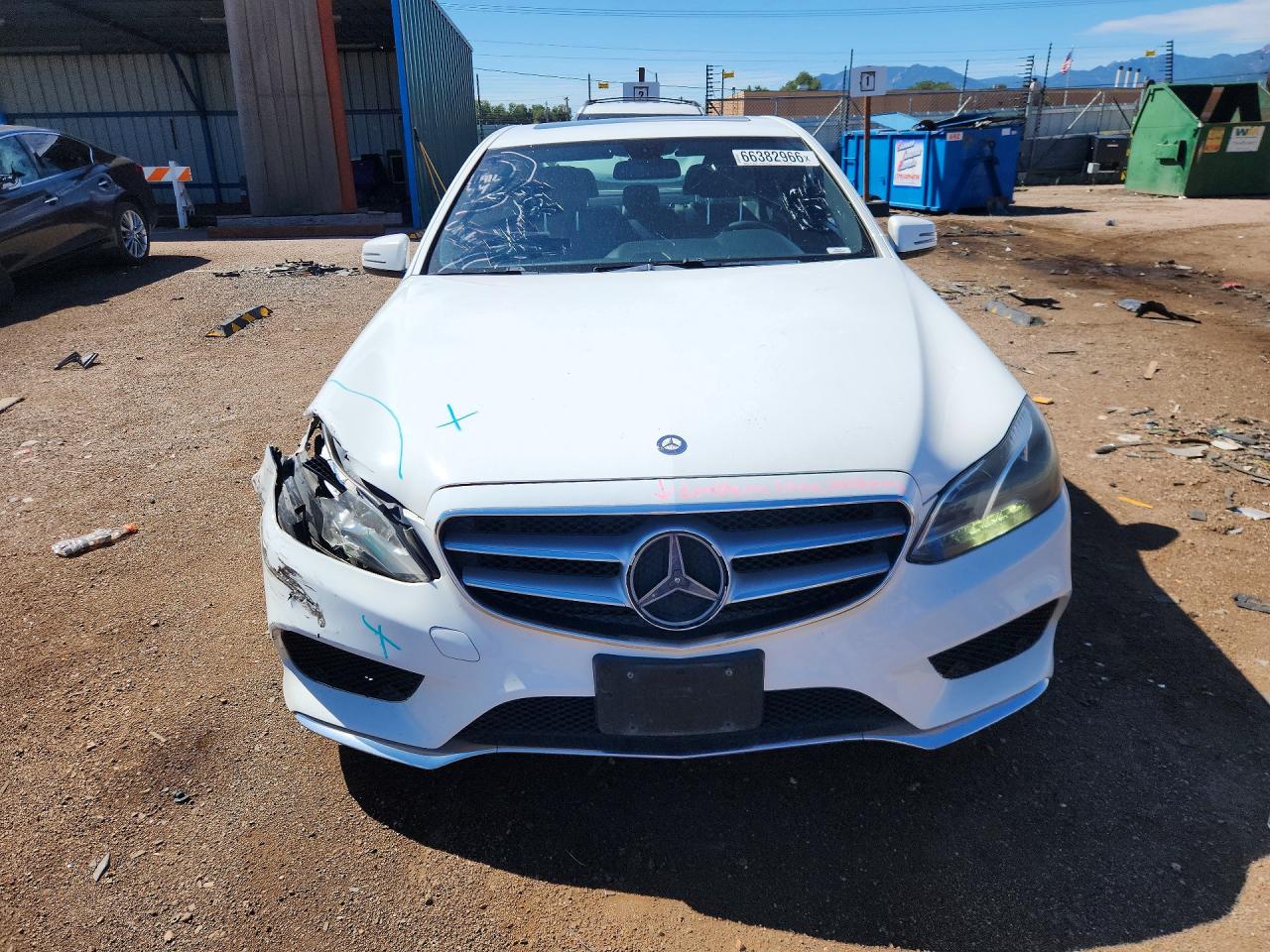 2014 Mercedes-benz E 350 White vin: WDDHF5KB3EB058568