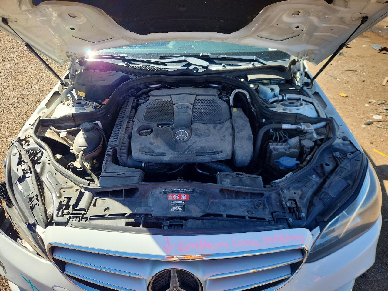 2014 Mercedes-benz E 350 White vin: WDDHF5KB3EB058568