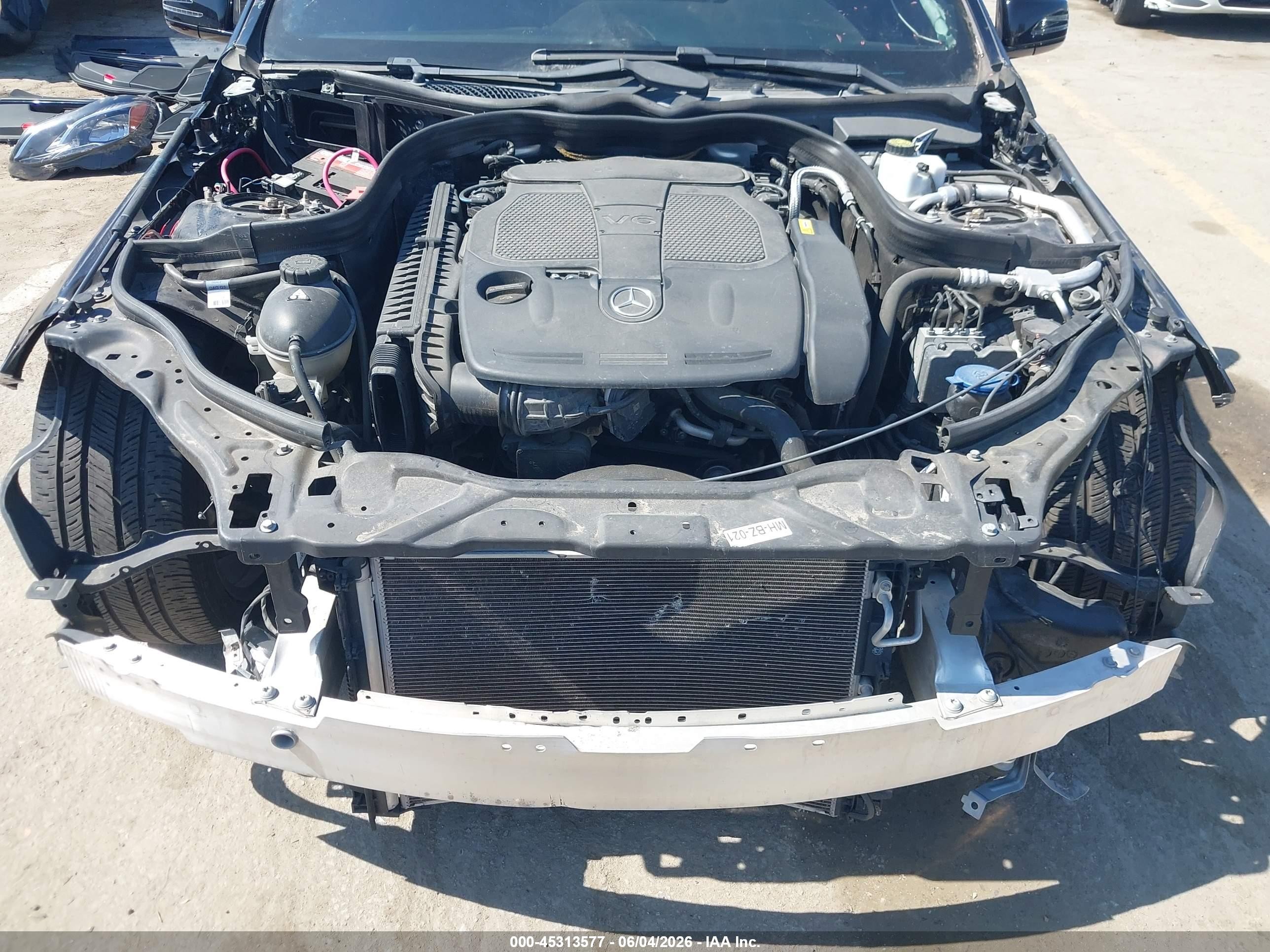 2015 Mercedes-benz E 350   Черный vin: WDDHF5KB3FB094990