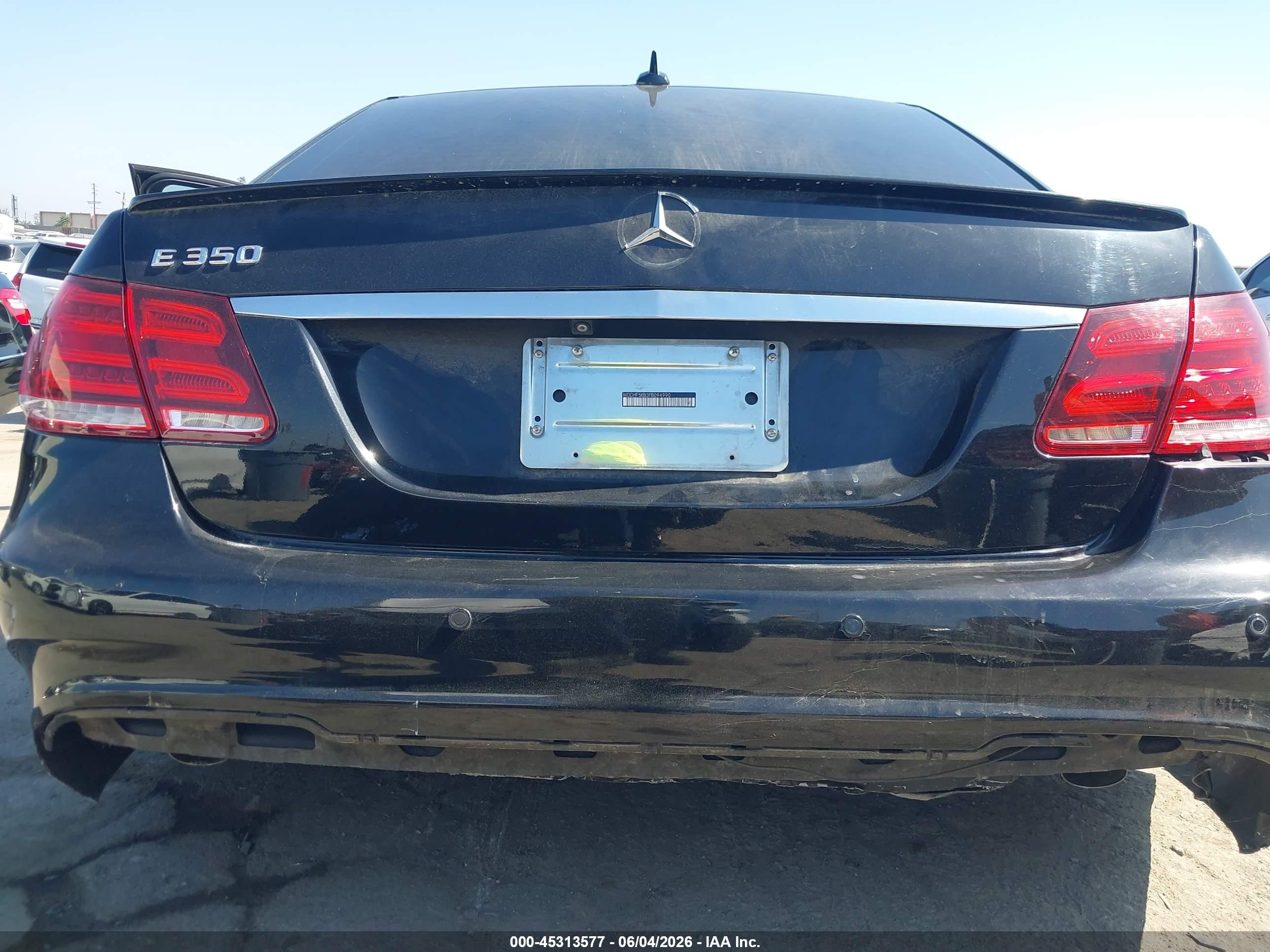 2015 Mercedes-benz E 350   Черный vin: WDDHF5KB3FB094990
