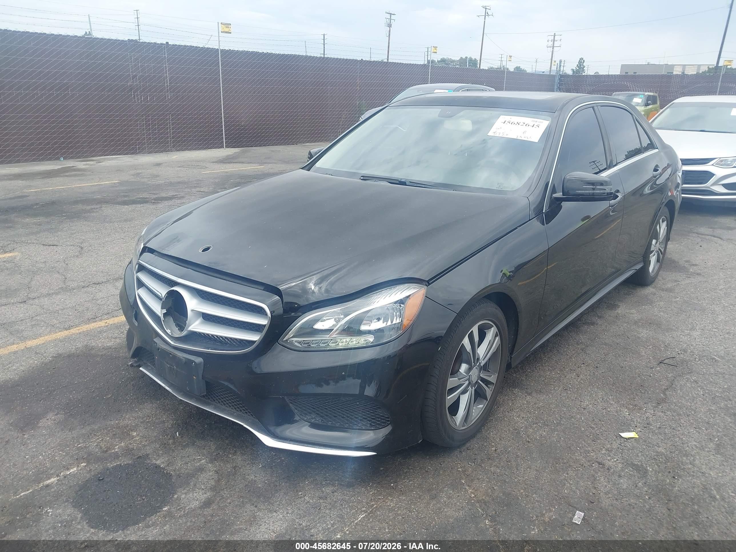 2015 Mercedes-benz E 350   Black vin: WDDHF5KB3FB152192