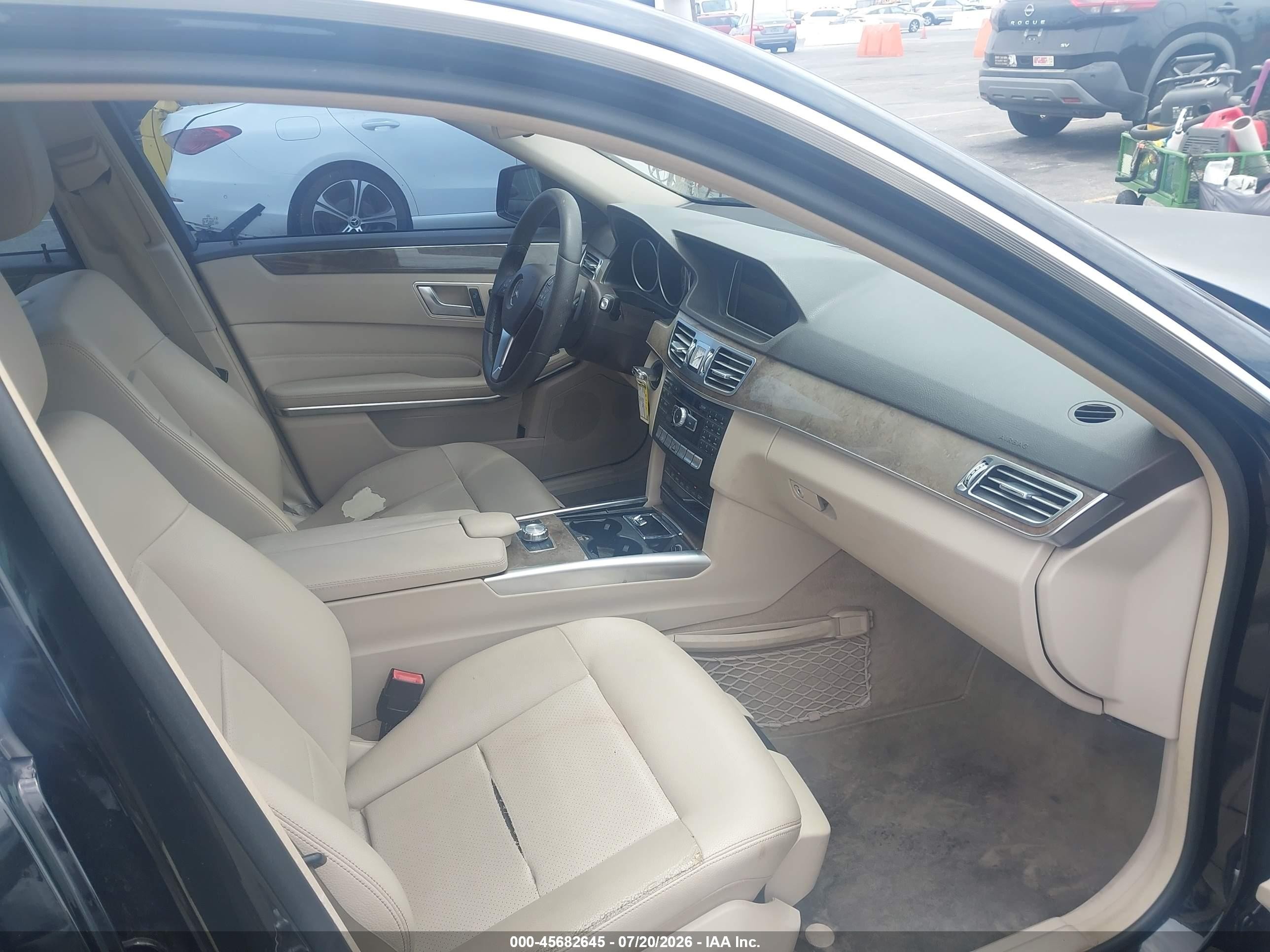 2015 Mercedes-benz E 350   Black vin: WDDHF5KB3FB152192