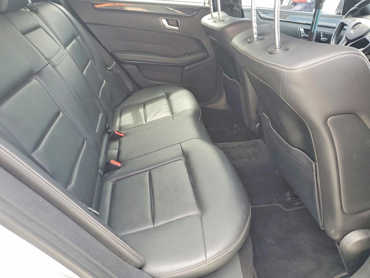 2016 Mercedes-benz E 350 Silver vin: WDDHF5KB3GB235428