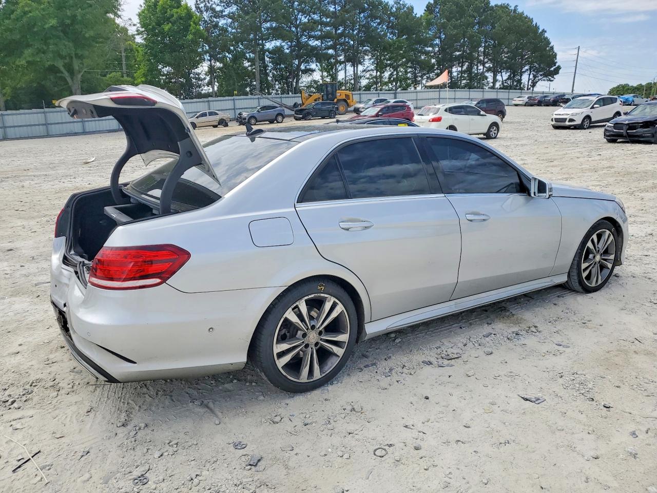 2016 Mercedes-benz E 350 Silver vin: WDDHF5KB3GB235428