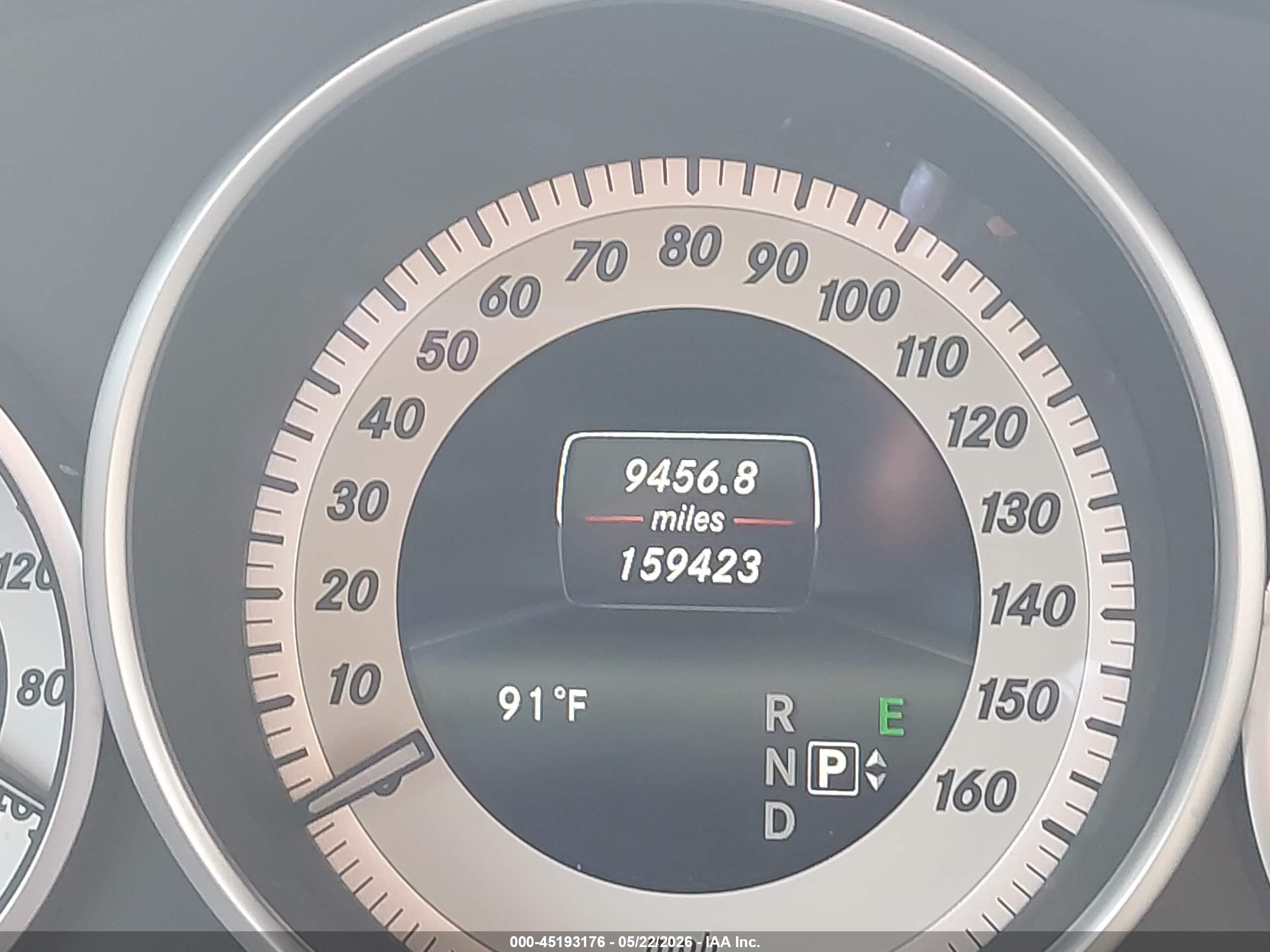 2016 Mercedes-benz E 350 Белый vin: WDDHF5KB3GB264864