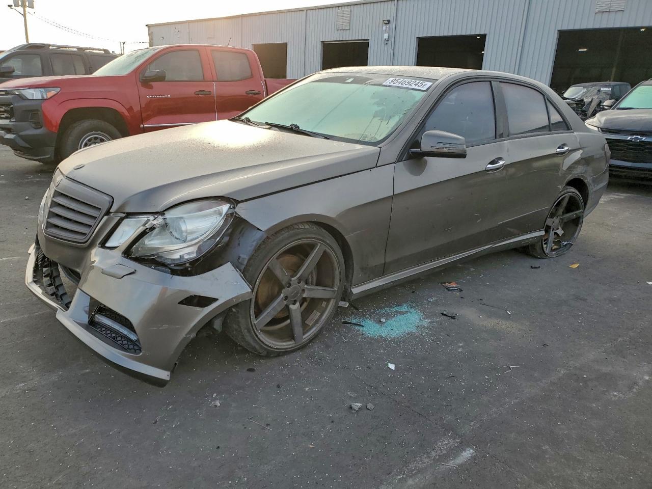 2012 Mercedes-benz E 350 Желто-коричневый vin: WDDHF5KB4CA543692