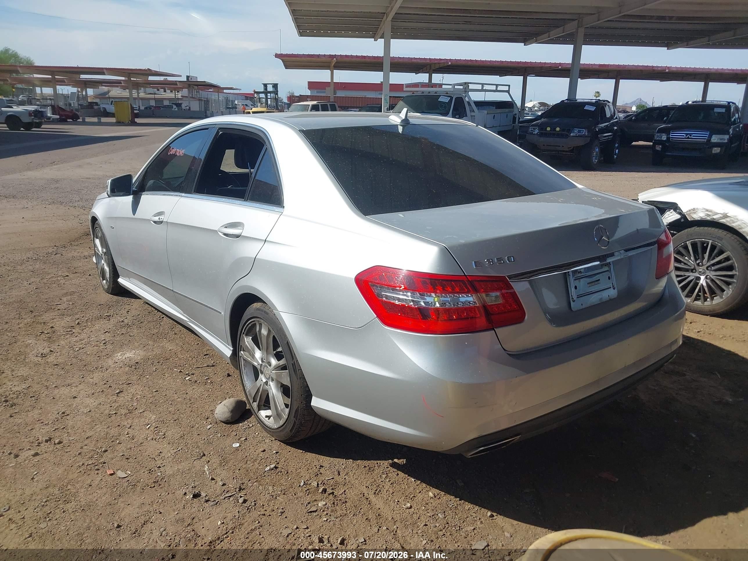 2012 Mercedes-benz E 350   Серый vin: WDDHF5KB4CA584582