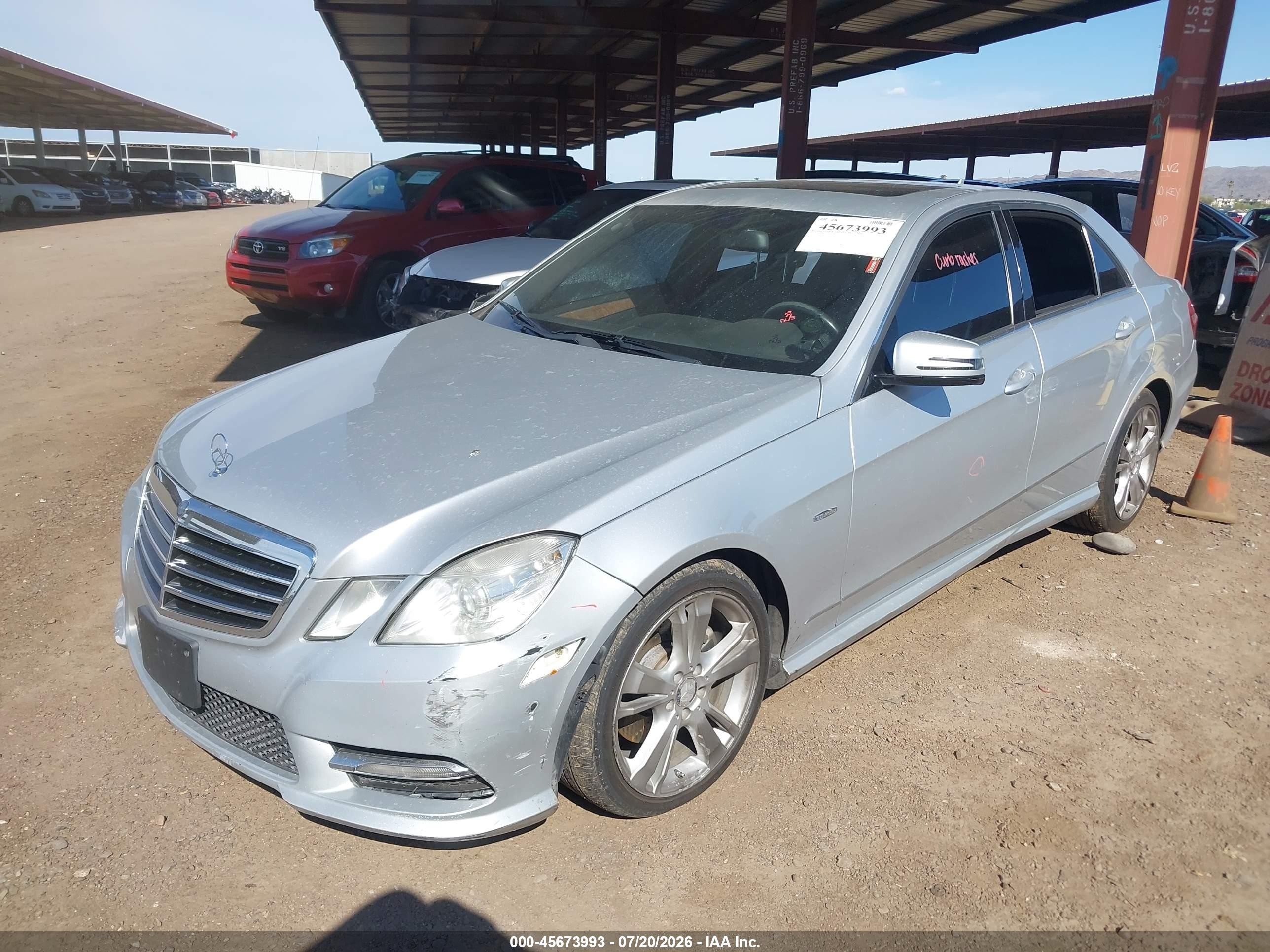 2012 Mercedes-benz E 350   Серый vin: WDDHF5KB4CA584582