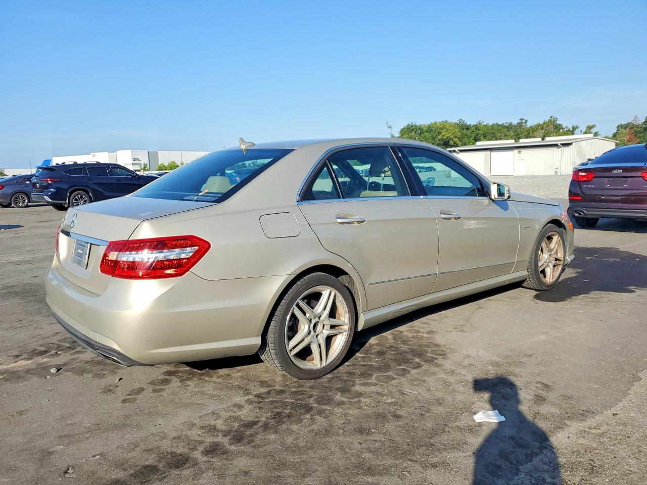 2012 Mercedes-benz E 350 Cream vin: WDDHF5KB4CA588616