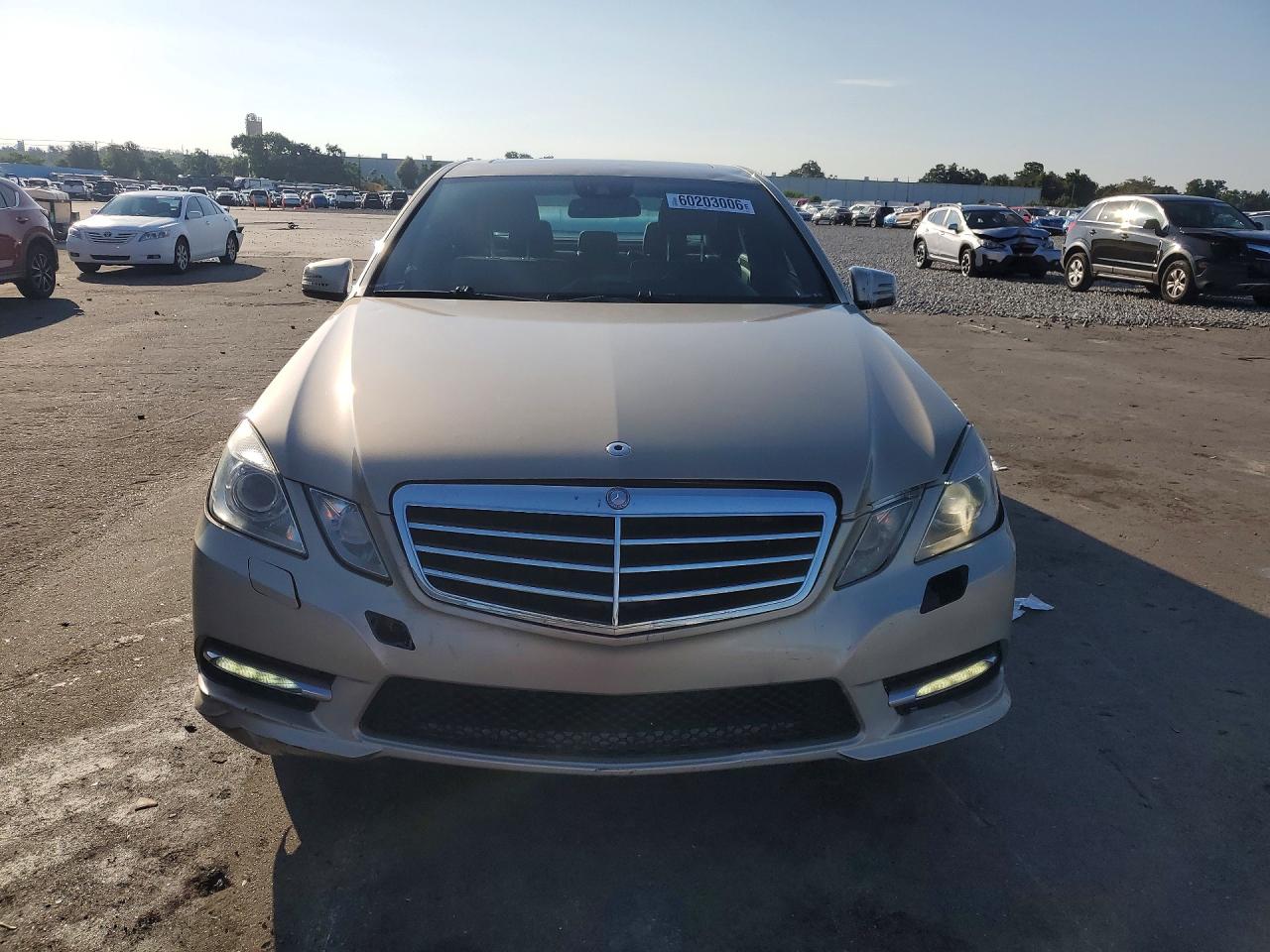 2012 Mercedes-benz E 350 Cream vin: WDDHF5KB4CA588616