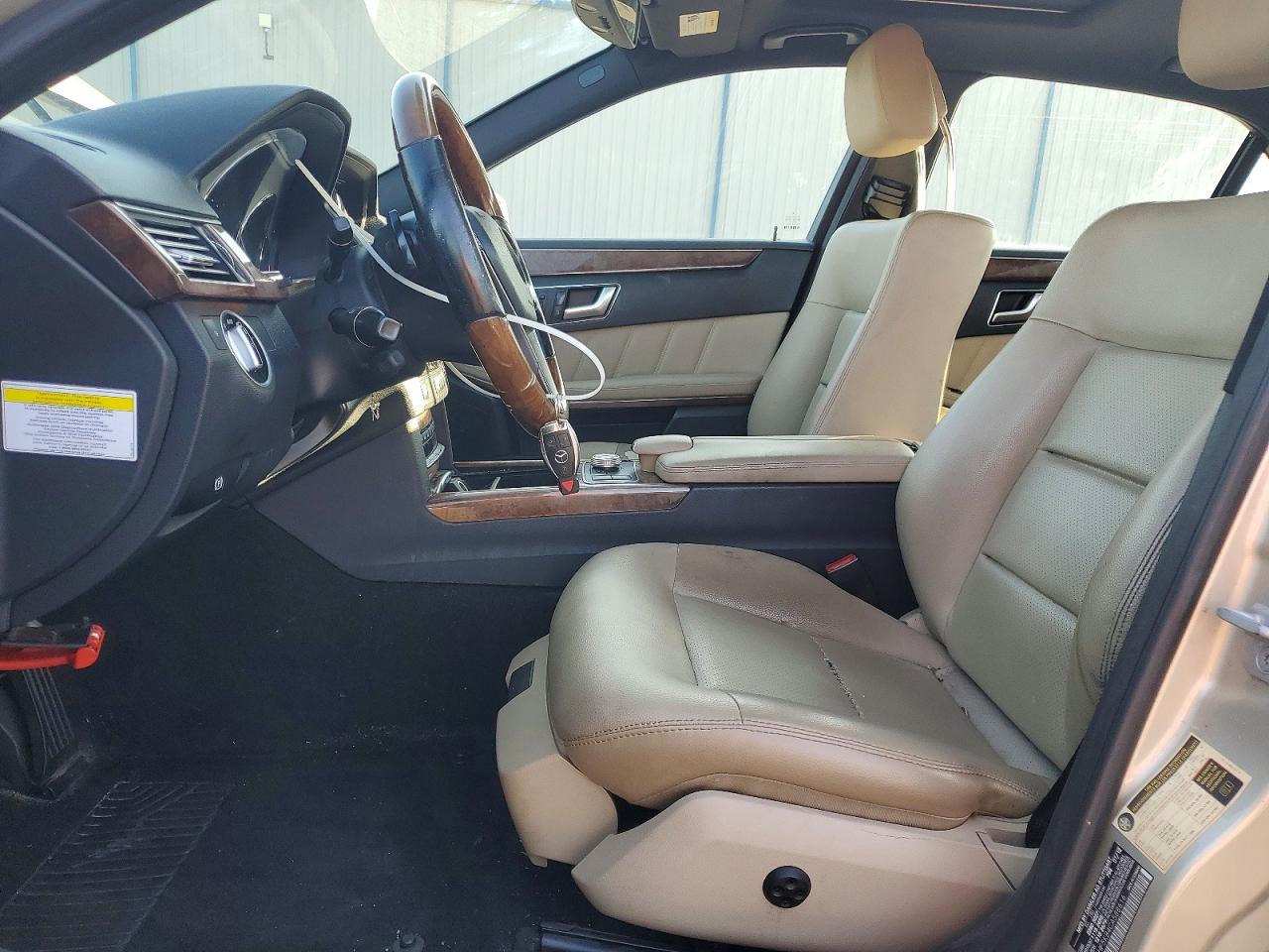 2012 Mercedes-benz E 350 Cream vin: WDDHF5KB4CA588616