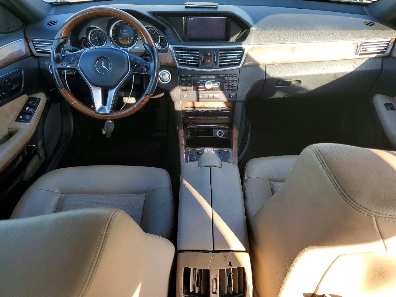2012 Mercedes-benz E 350 Cream vin: WDDHF5KB4CA588616