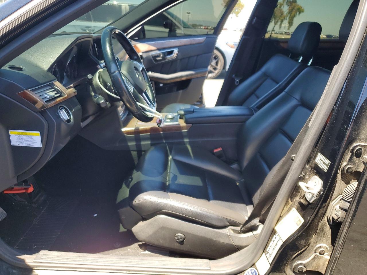 2012 Mercedes-benz E 350 Black vin: WDDHF5KB4CA604765