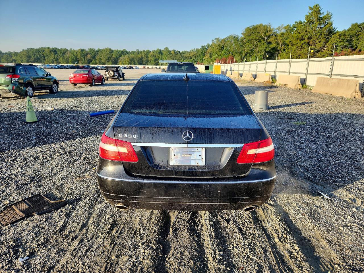2012 Mercedes-benz E 350 Black vin: WDDHF5KB4CA640701