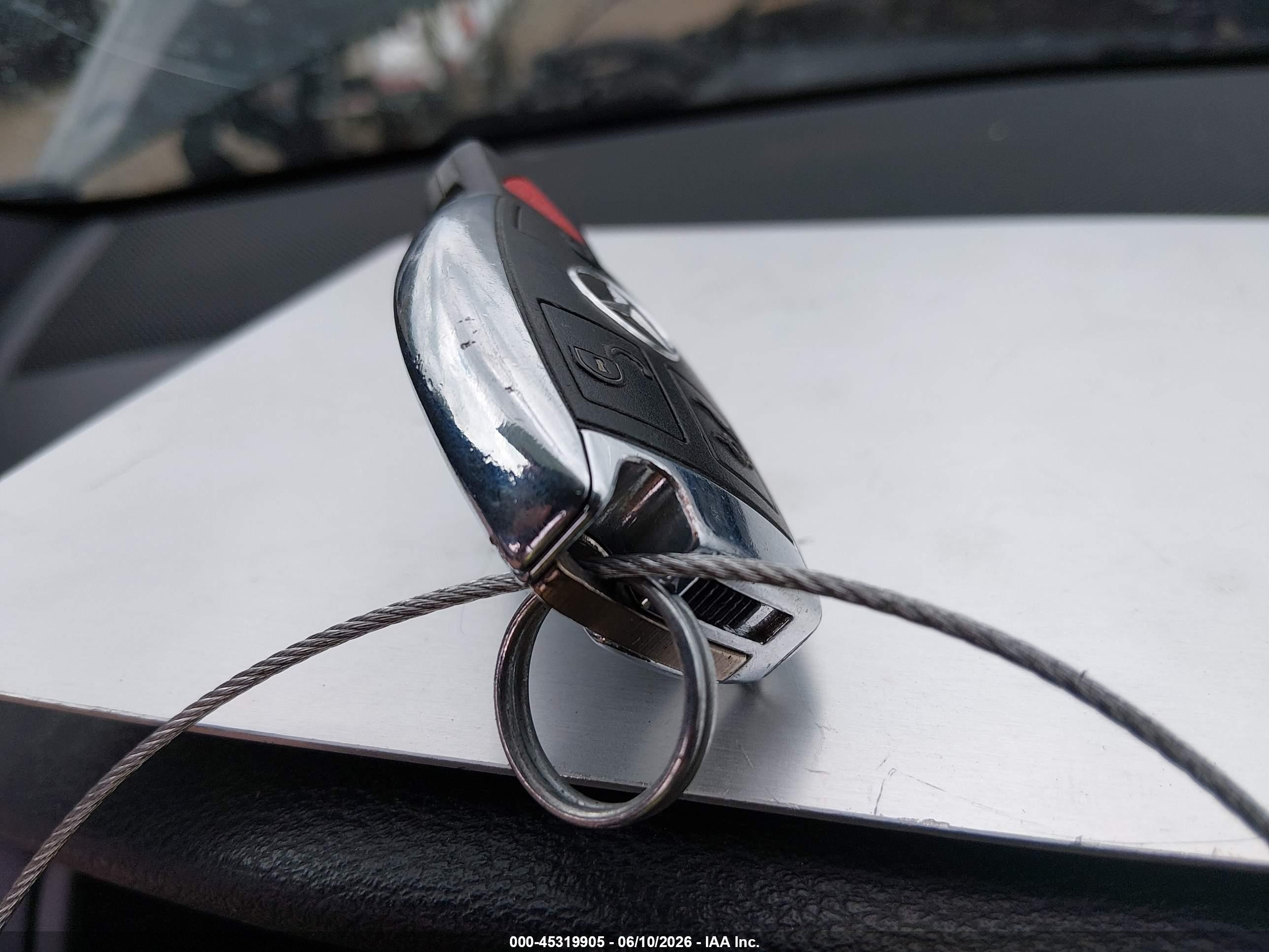 2012 Mercedes-benz E 350   Черный vin: WDDHF5KB4CA646255
