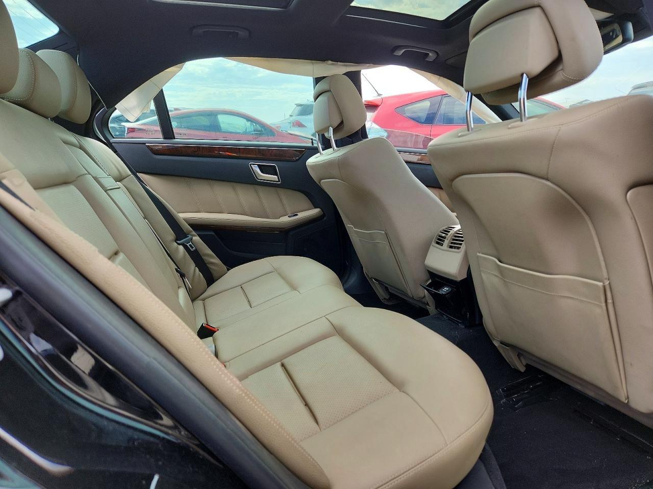 2012 Mercedes-benz E 350 Black vin: WDDHF5KB4CA655246