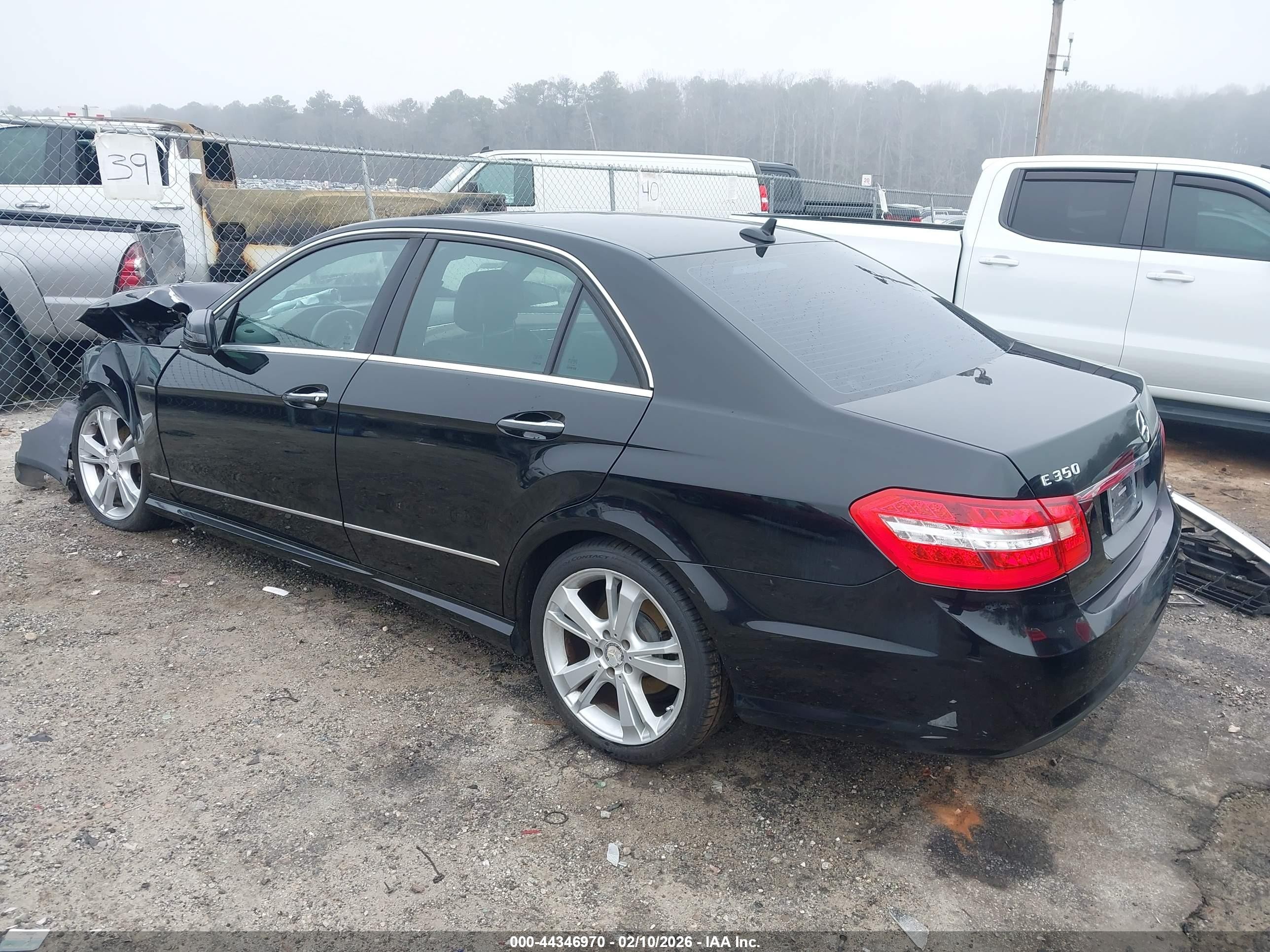 2013 Mercedes-benz E 350   Black vin: WDDHF5KB4DA691133